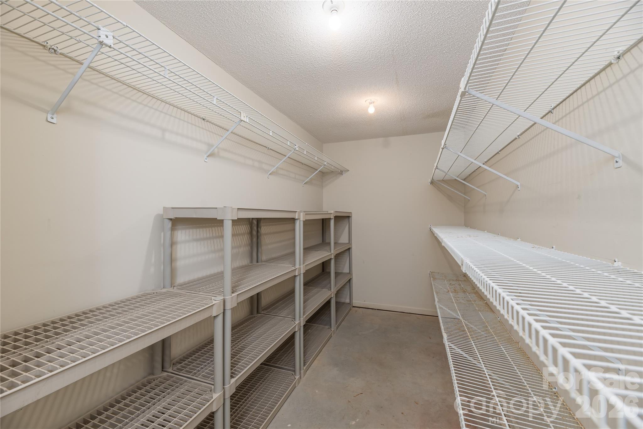 1101 Timber Trail — Asheville
