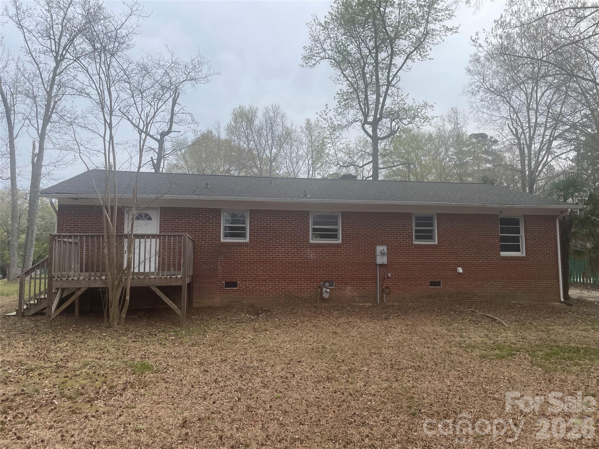 2801 Lyndell Way — Lancaster