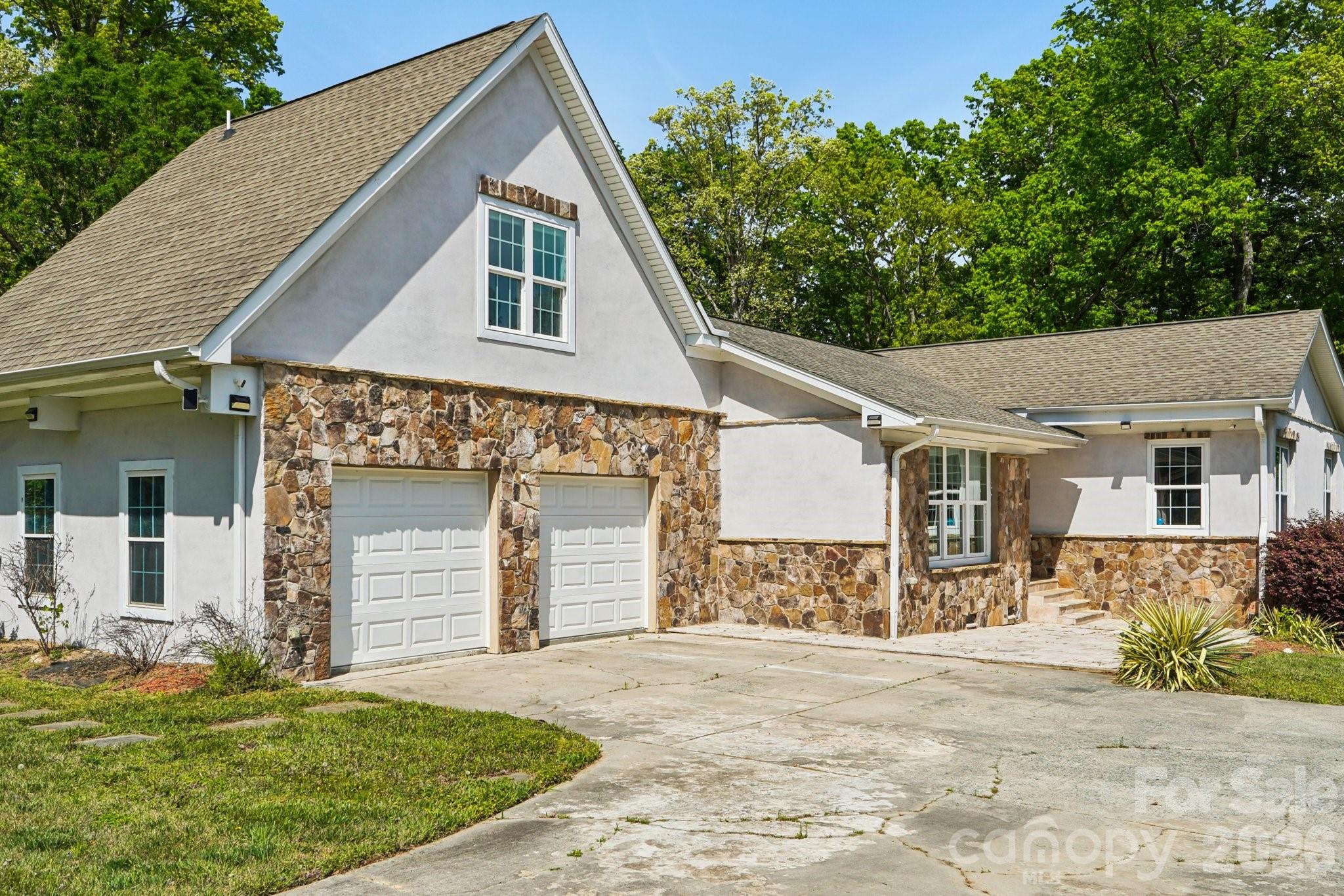 605 Allen Way — Indian Trail