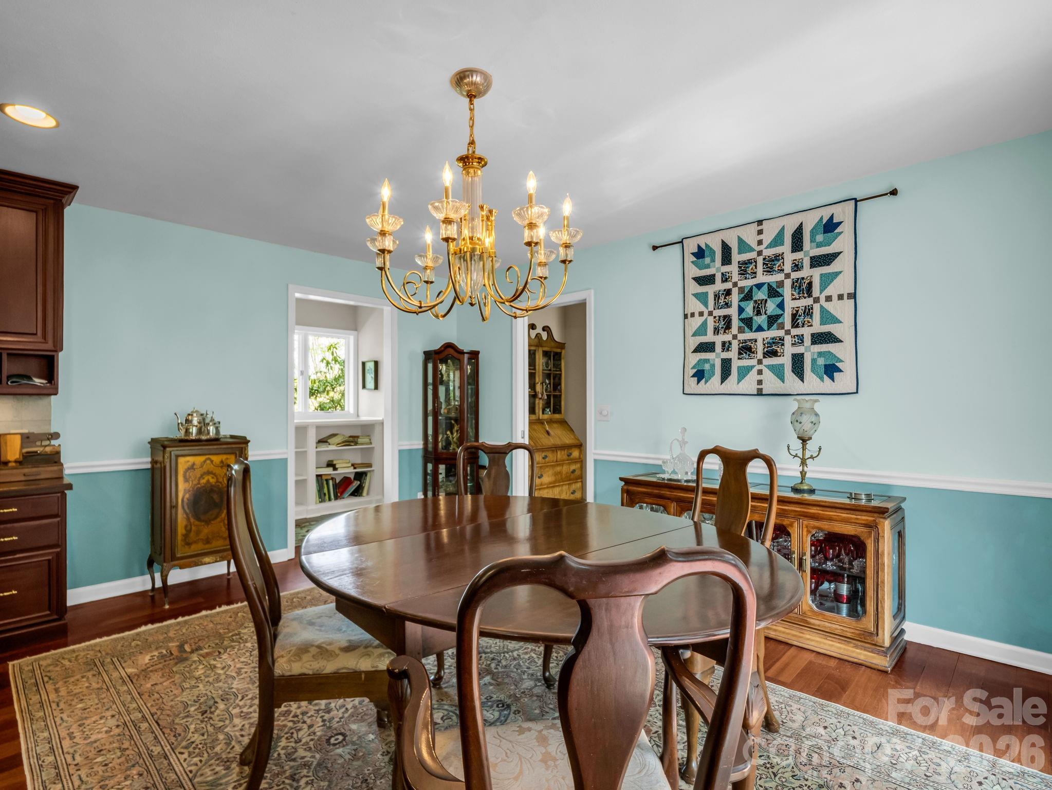 200 Conde Place — Hendersonville