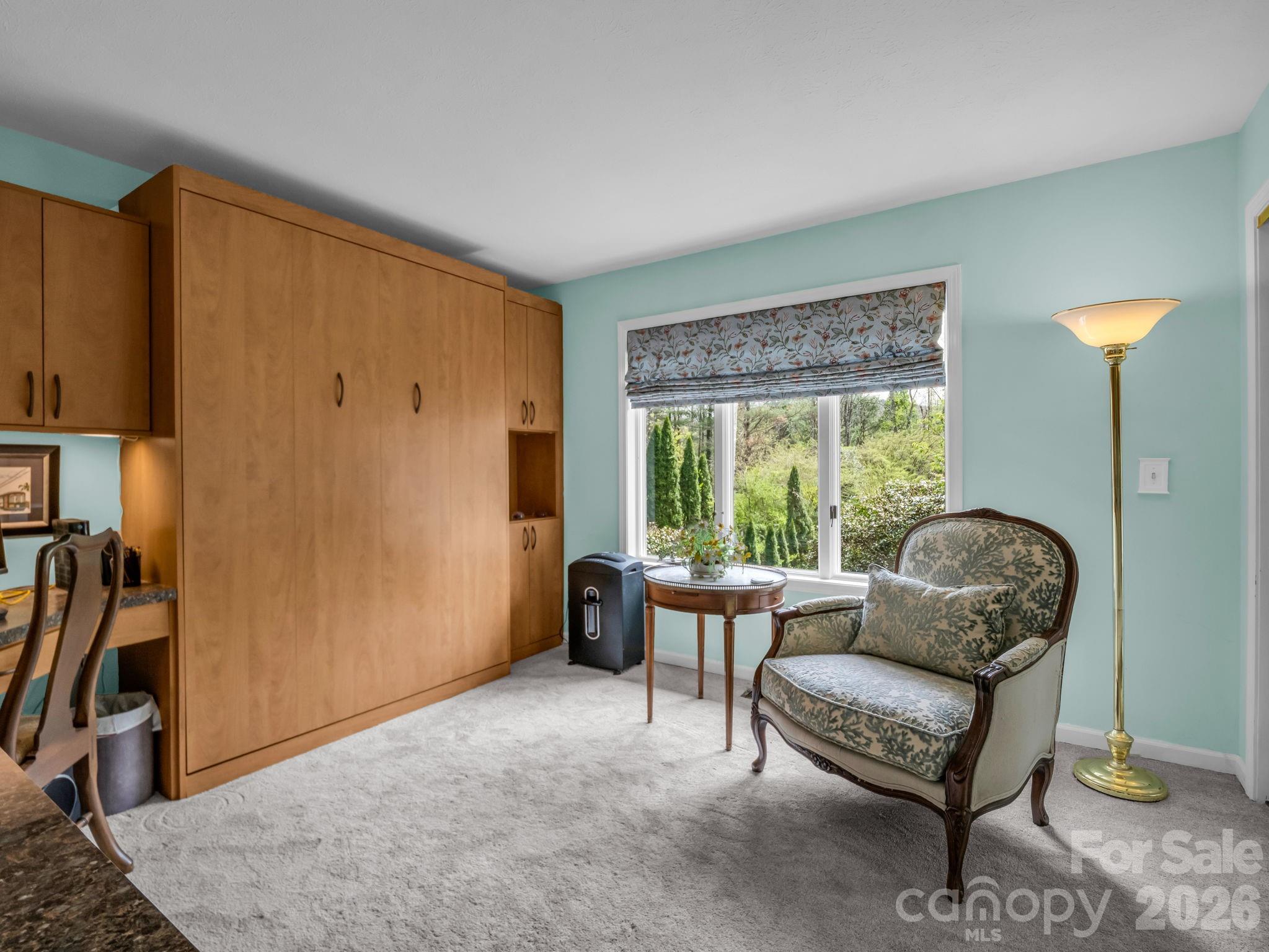 200 Conde Place — Hendersonville