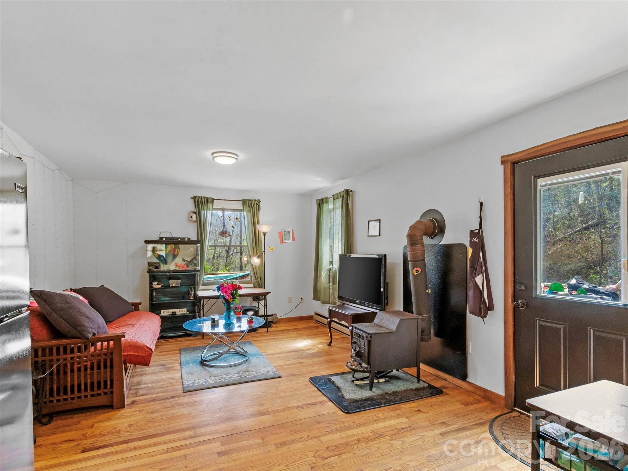 183 Stoney Fork Road — Barnardsville