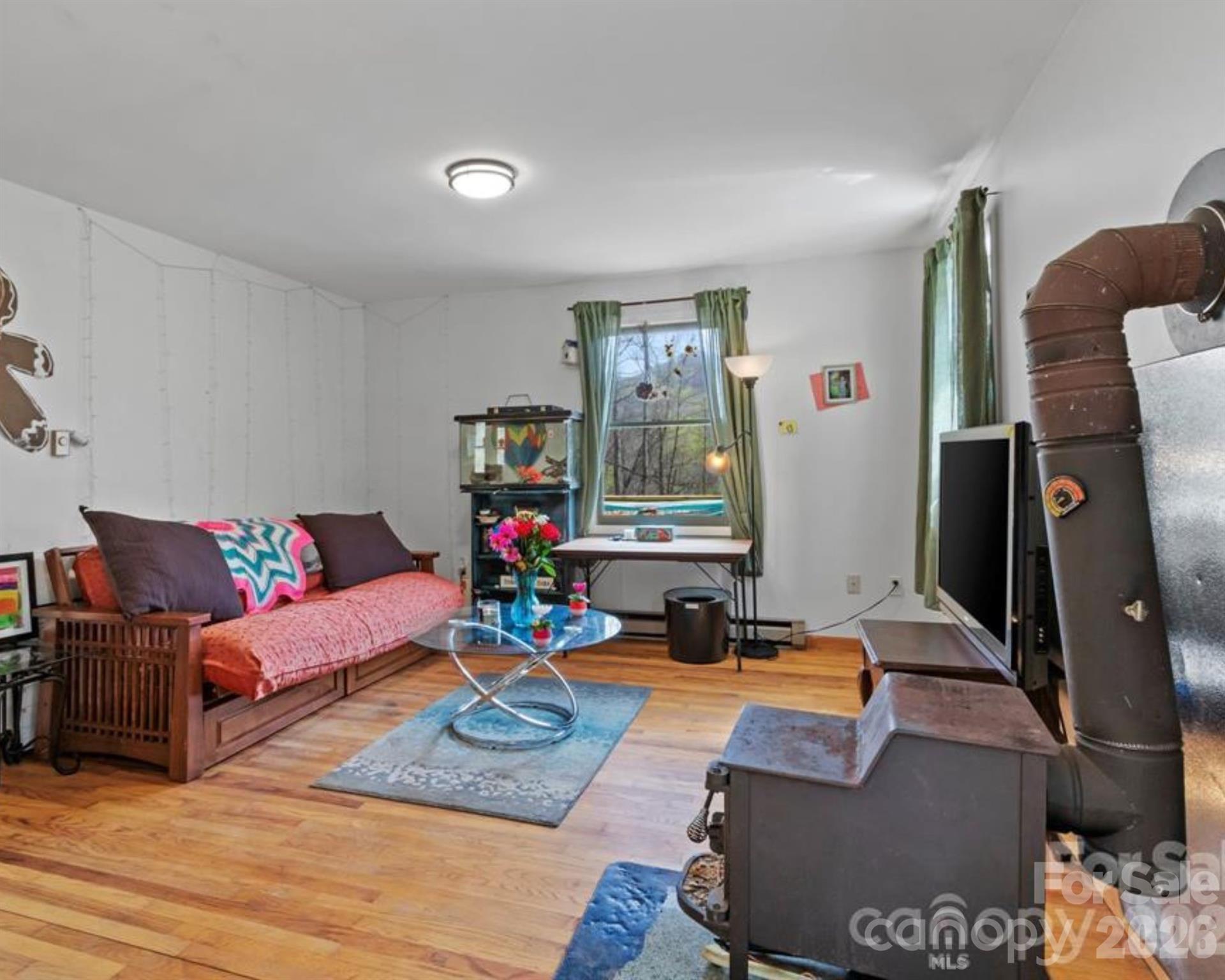 183 Stoney Fork Road — Barnardsville