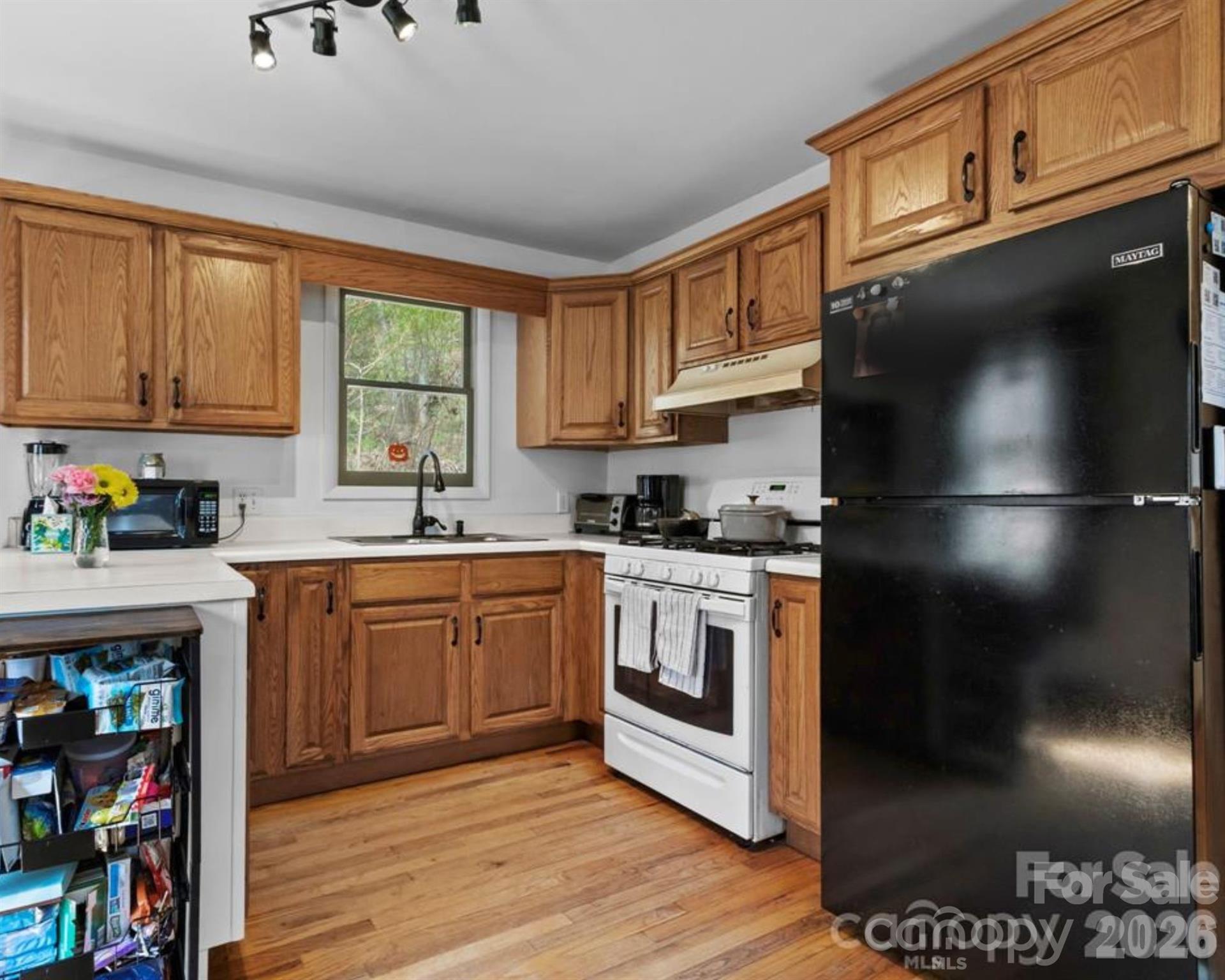 183 Stoney Fork Road — Barnardsville