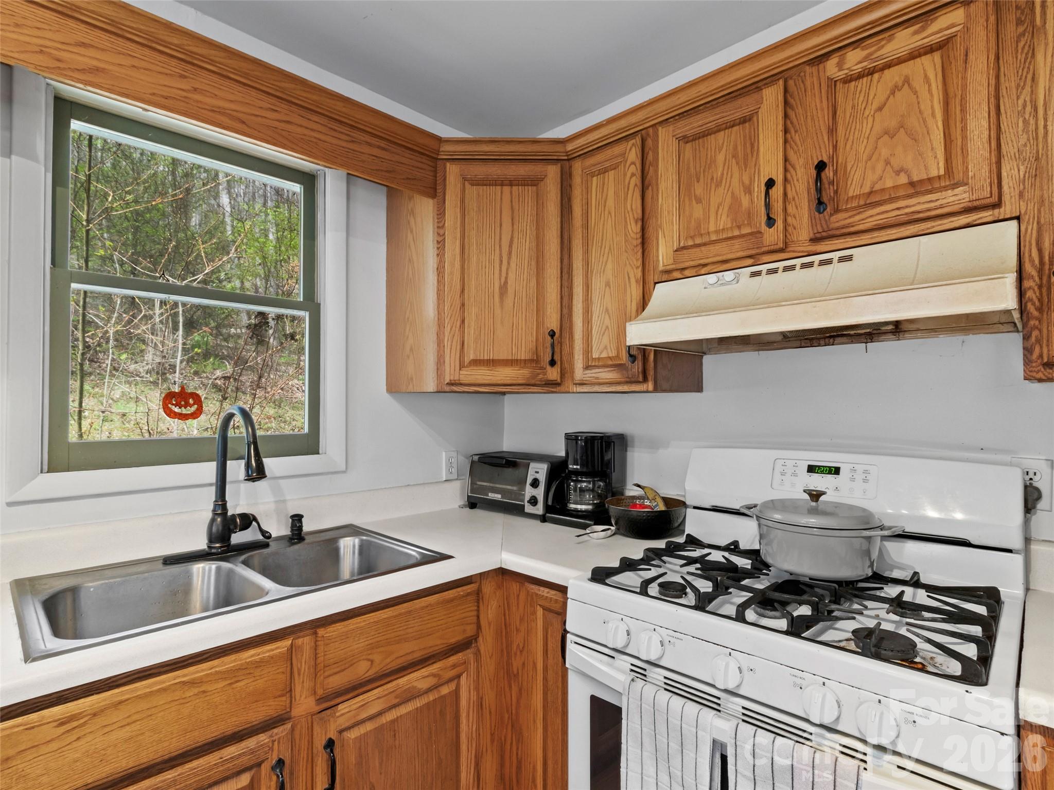 183 Stoney Fork Road — Barnardsville