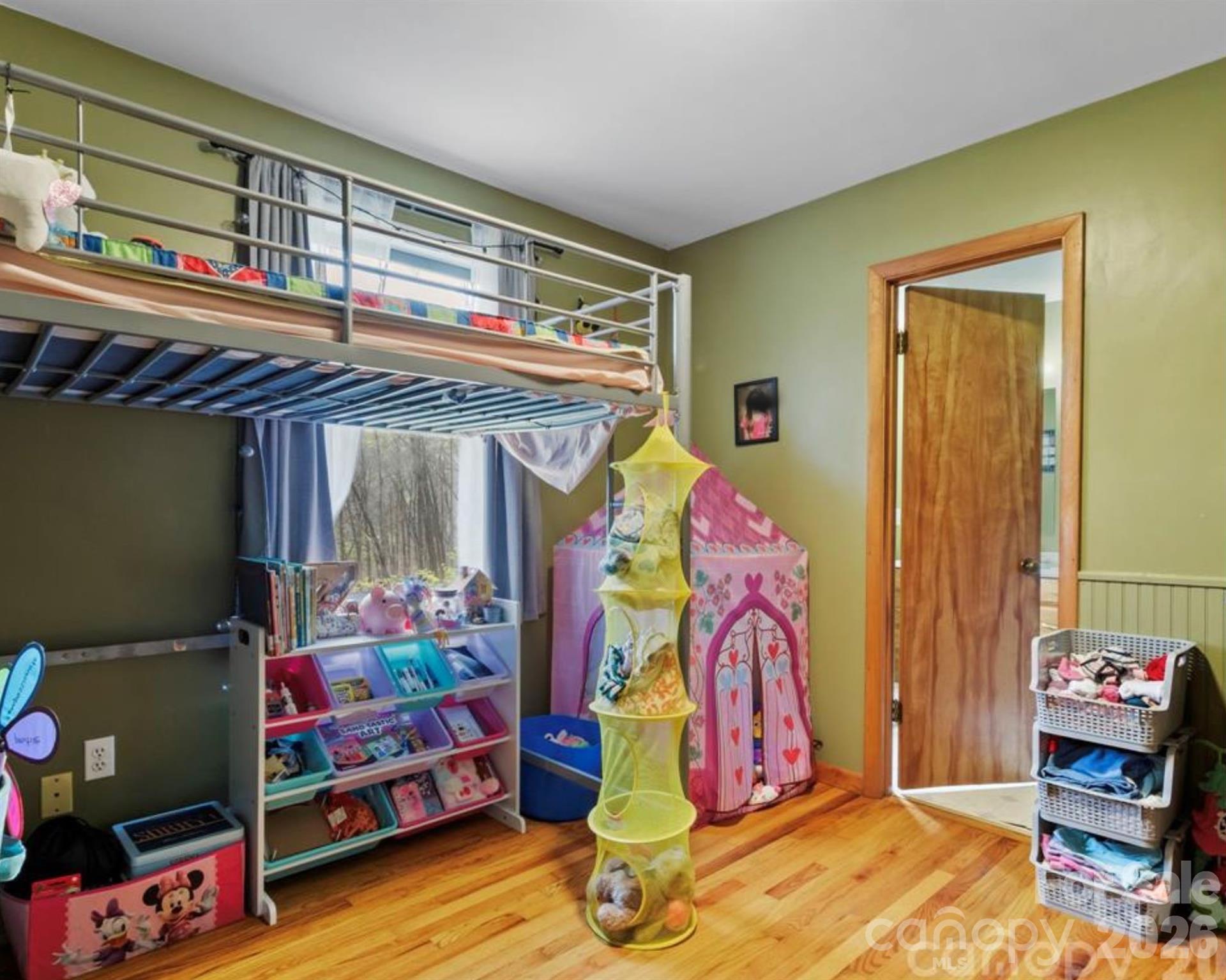 183 Stoney Fork Road — Barnardsville