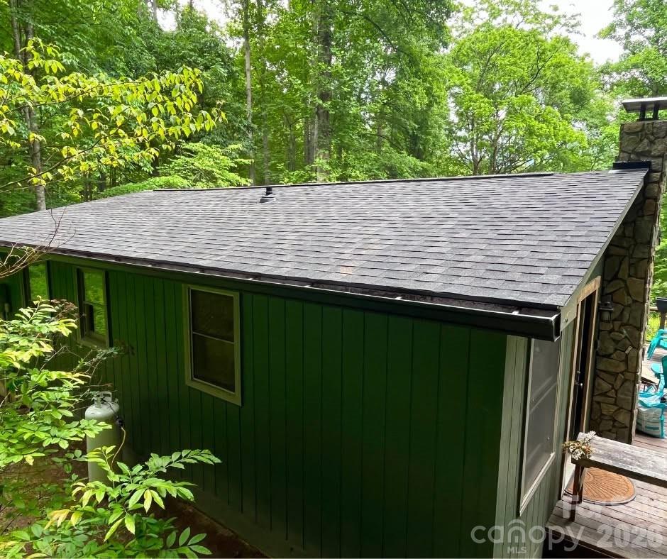 183 Stoney Fork Road — Barnardsville