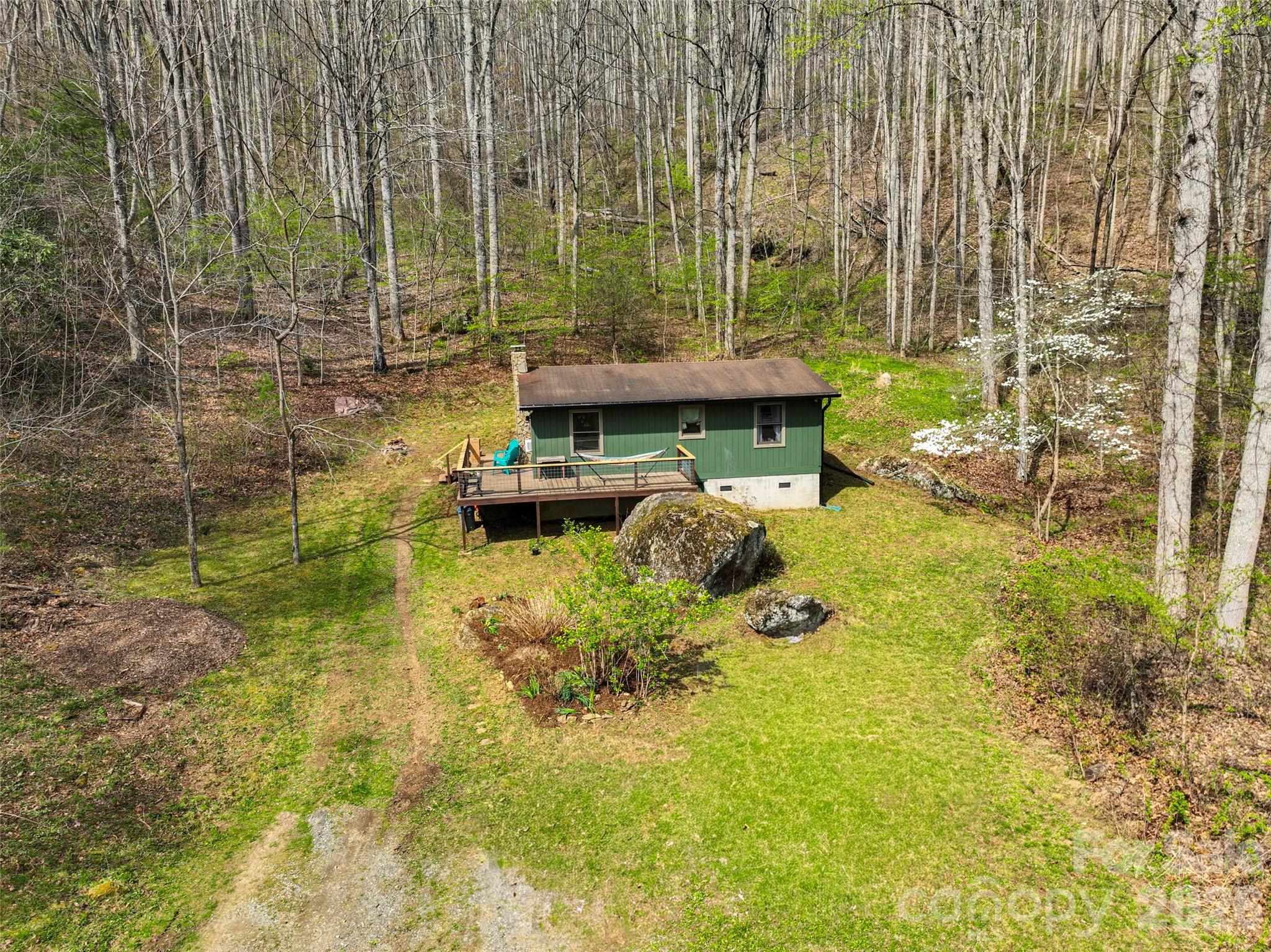 183 Stoney Fork Road — Barnardsville