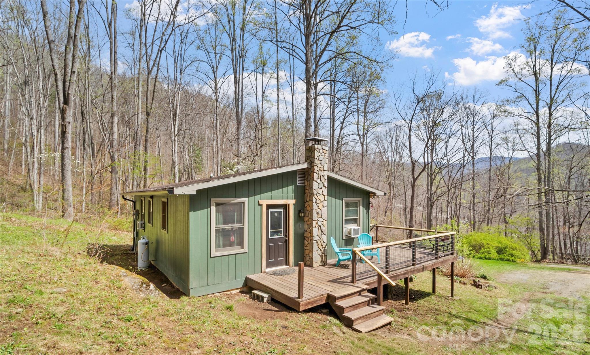 183 Stoney Fork Road — Barnardsville