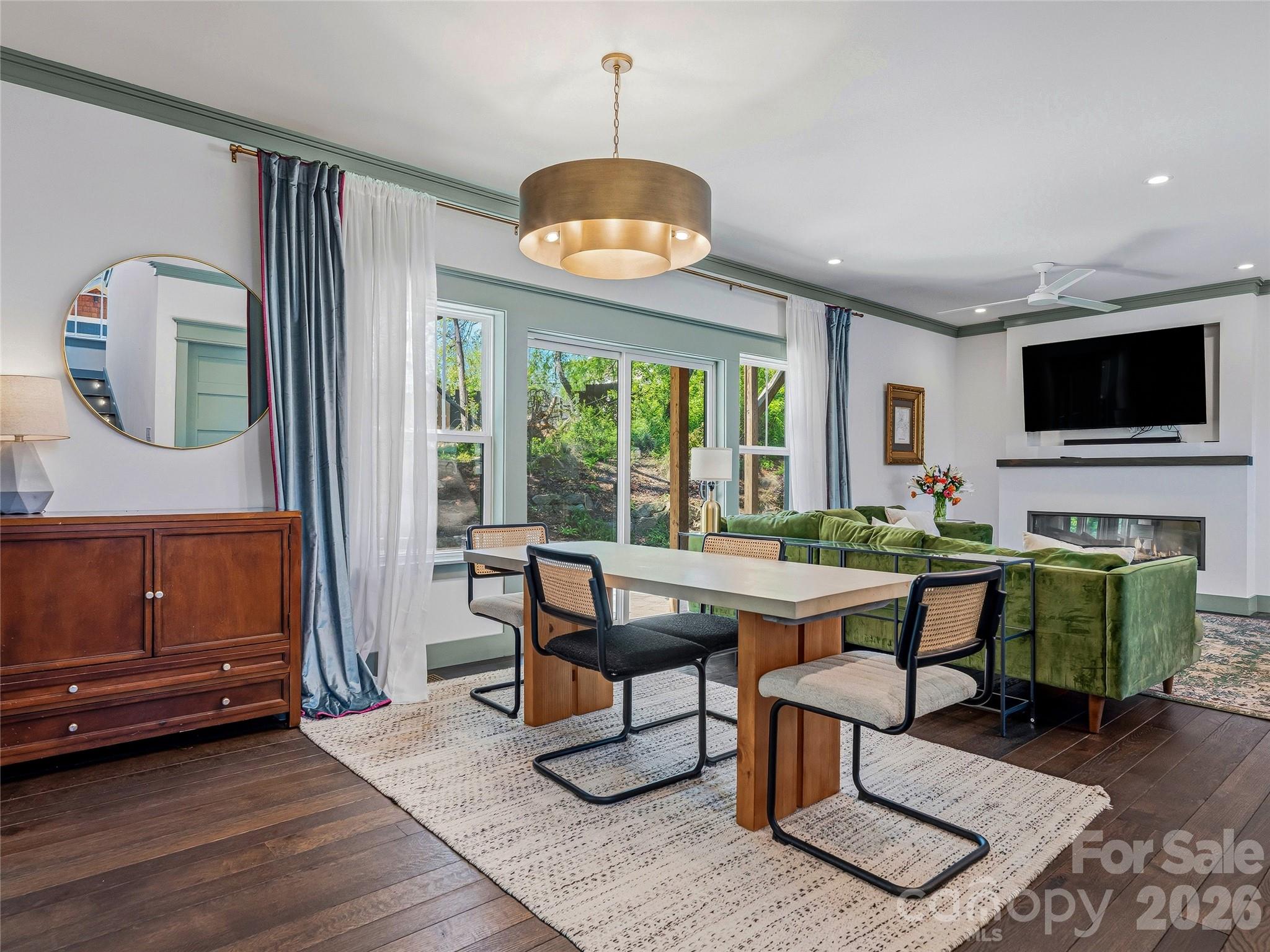 55 Acona Lane — Asheville