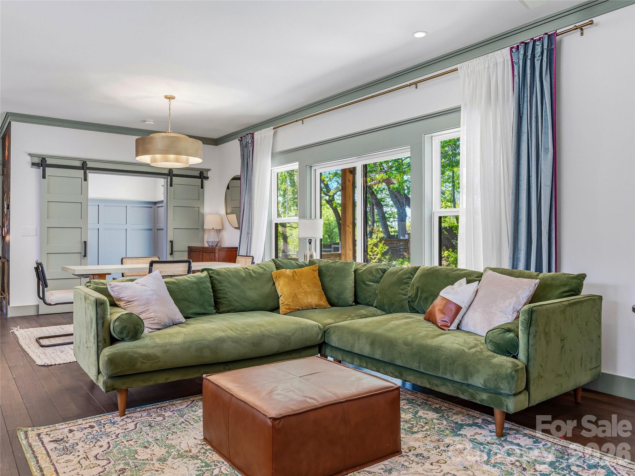 55 Acona Lane — Asheville