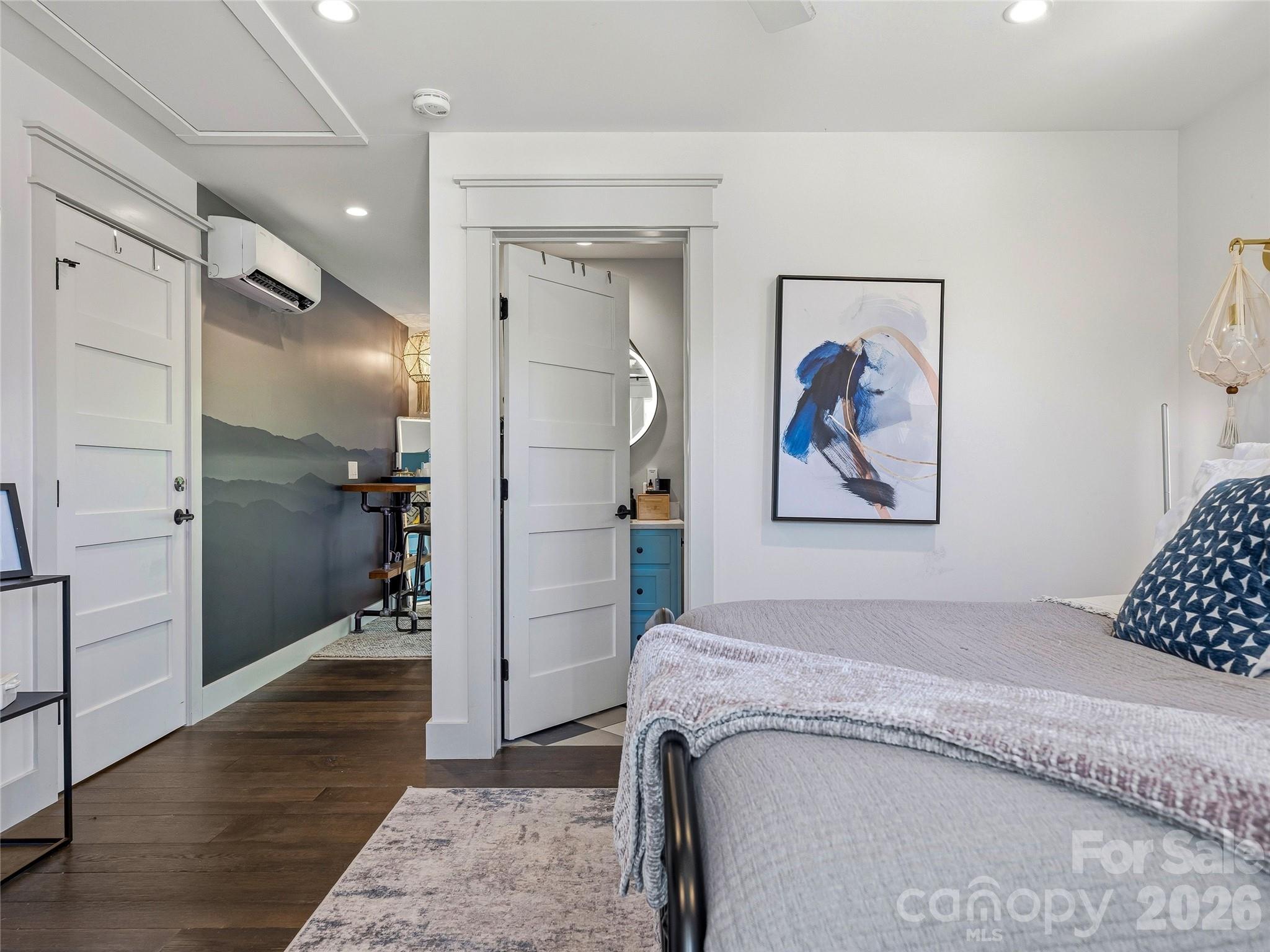 55 Acona Lane — Asheville