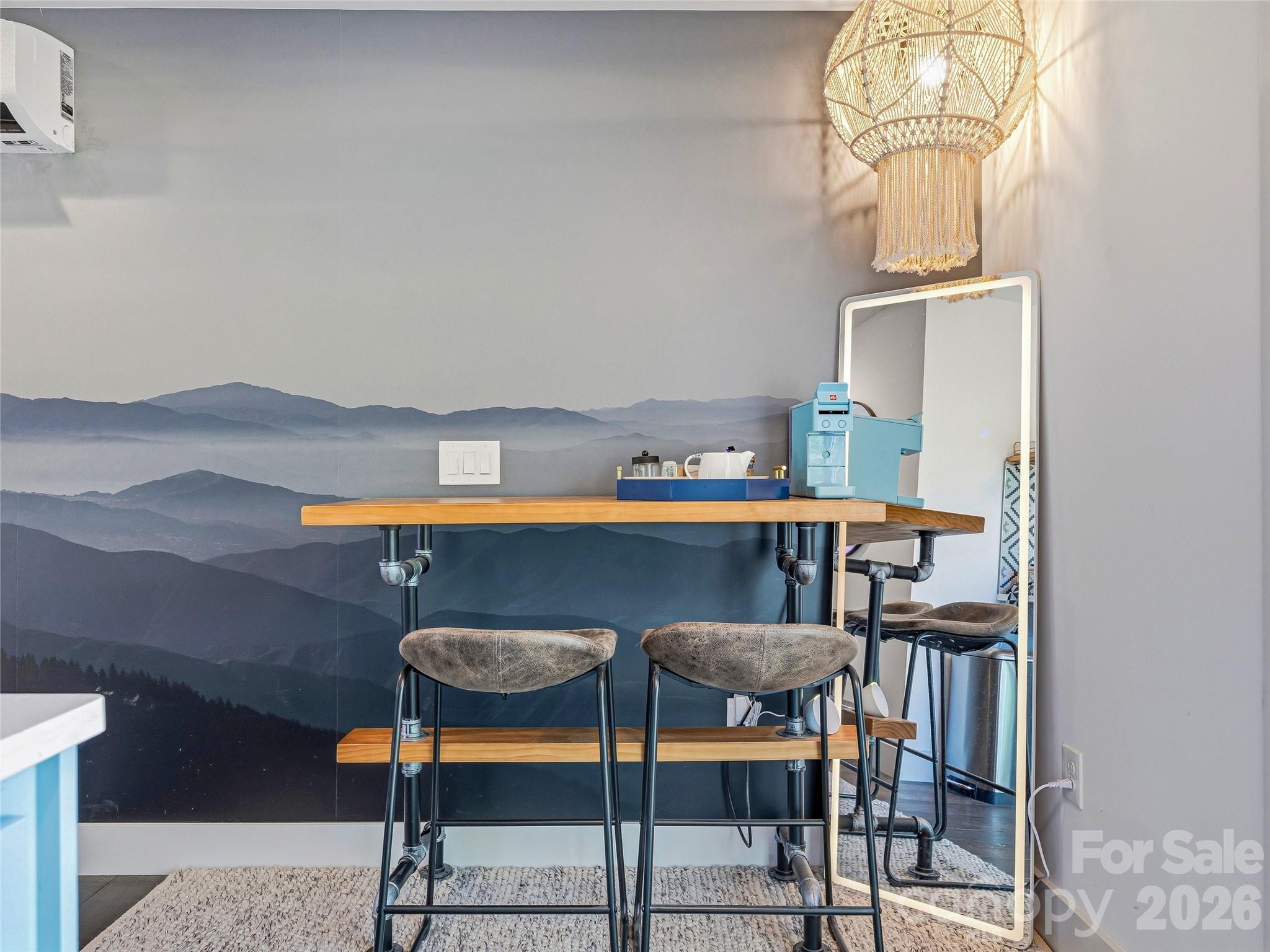 55 Acona Lane — Asheville