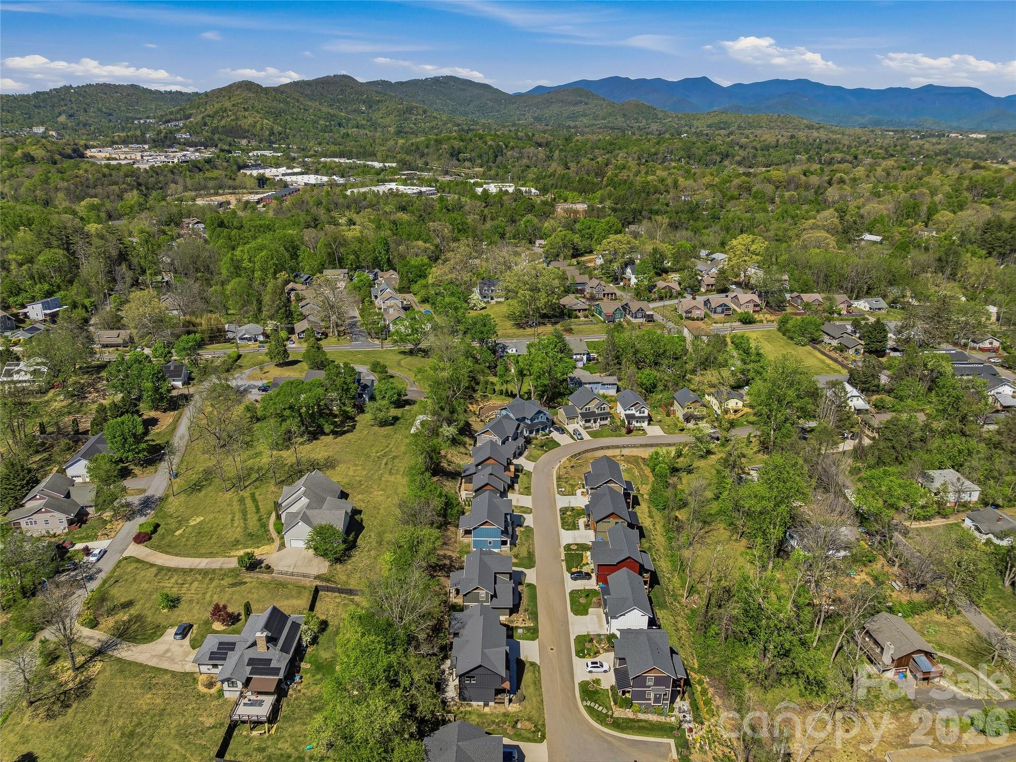 55 Acona Lane — Asheville