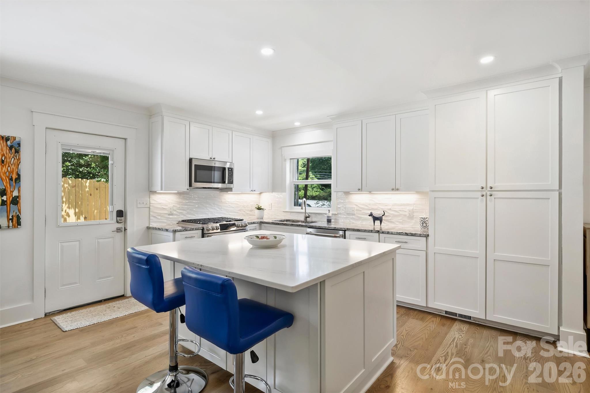 1320 Brook Road — Charlotte