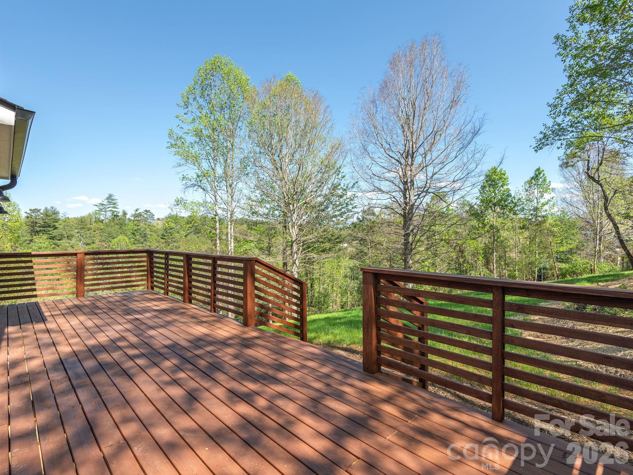 94 Spicewood Road — Weaverville