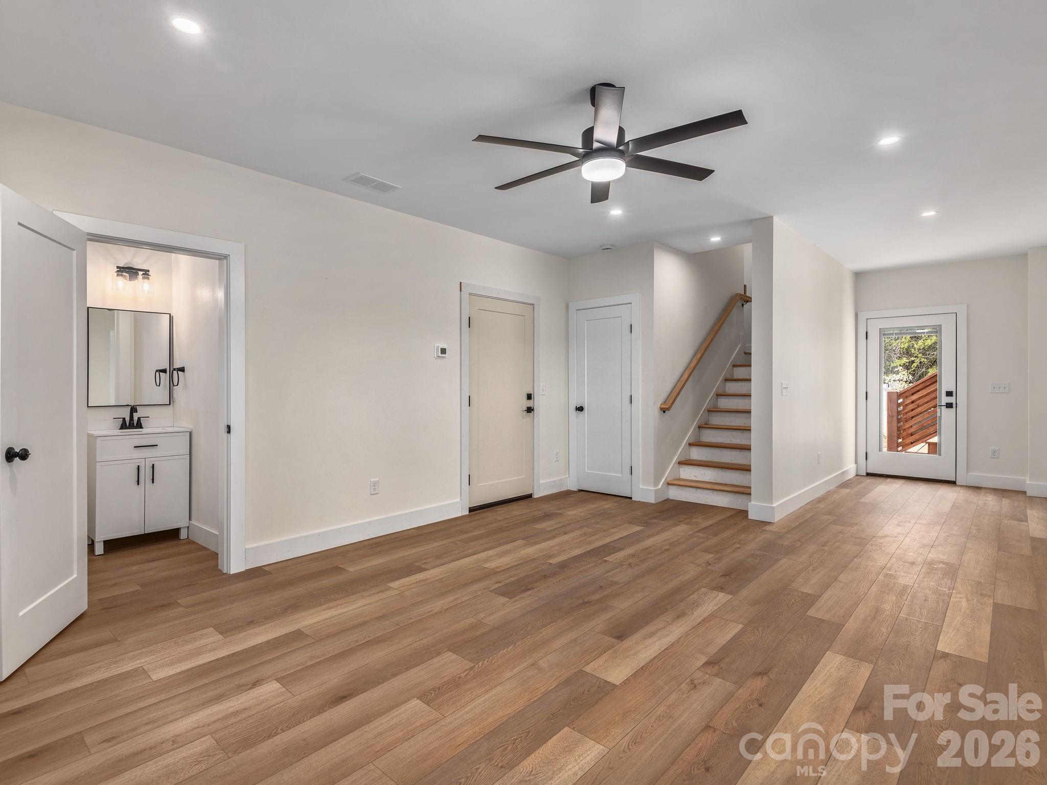 94 Spicewood Road — Weaverville