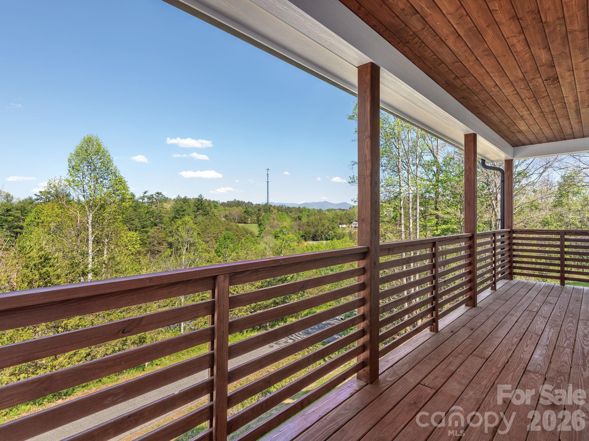 94 Spicewood Road — Weaverville