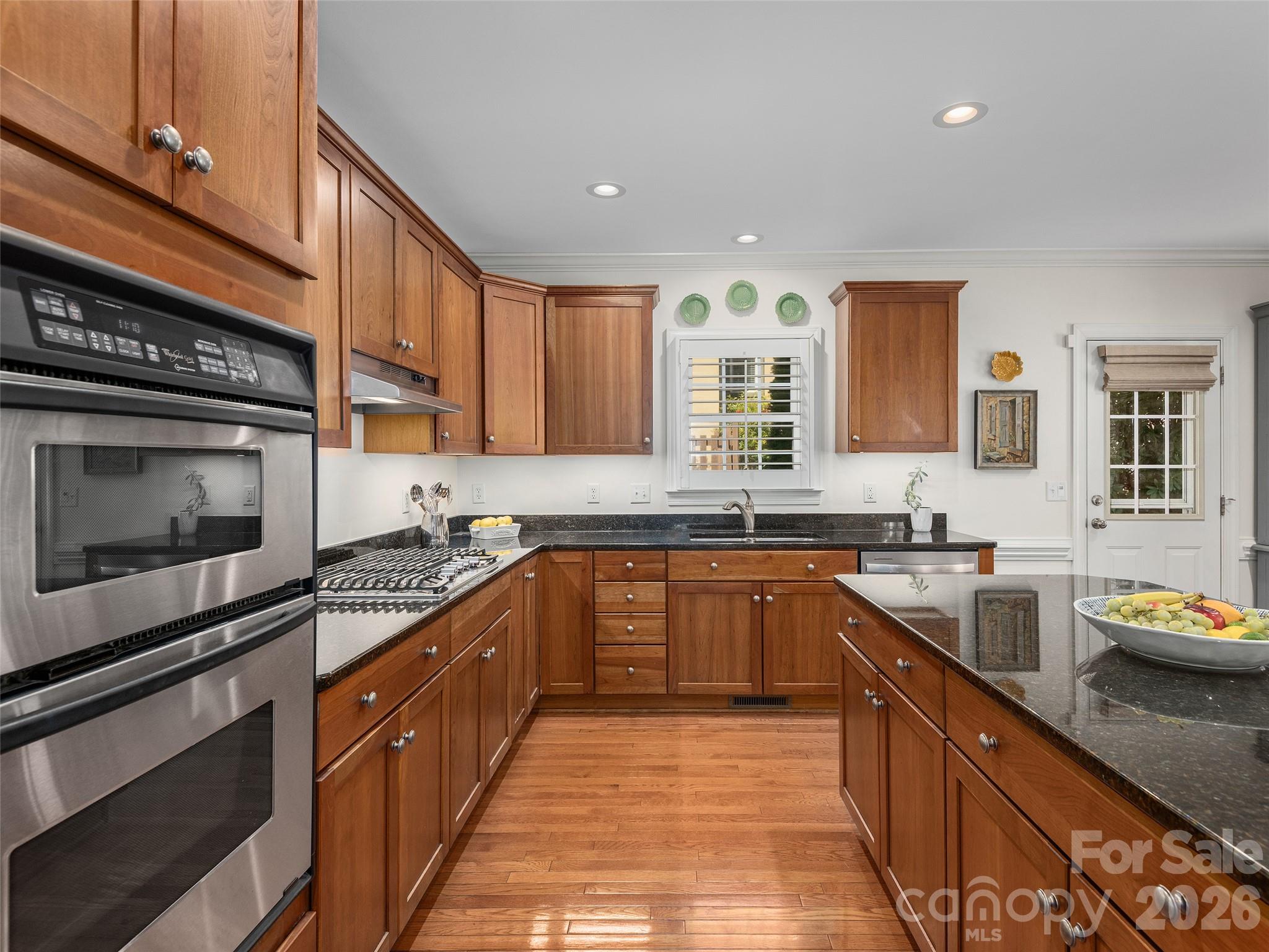1672 Olmsted Drive — Asheville