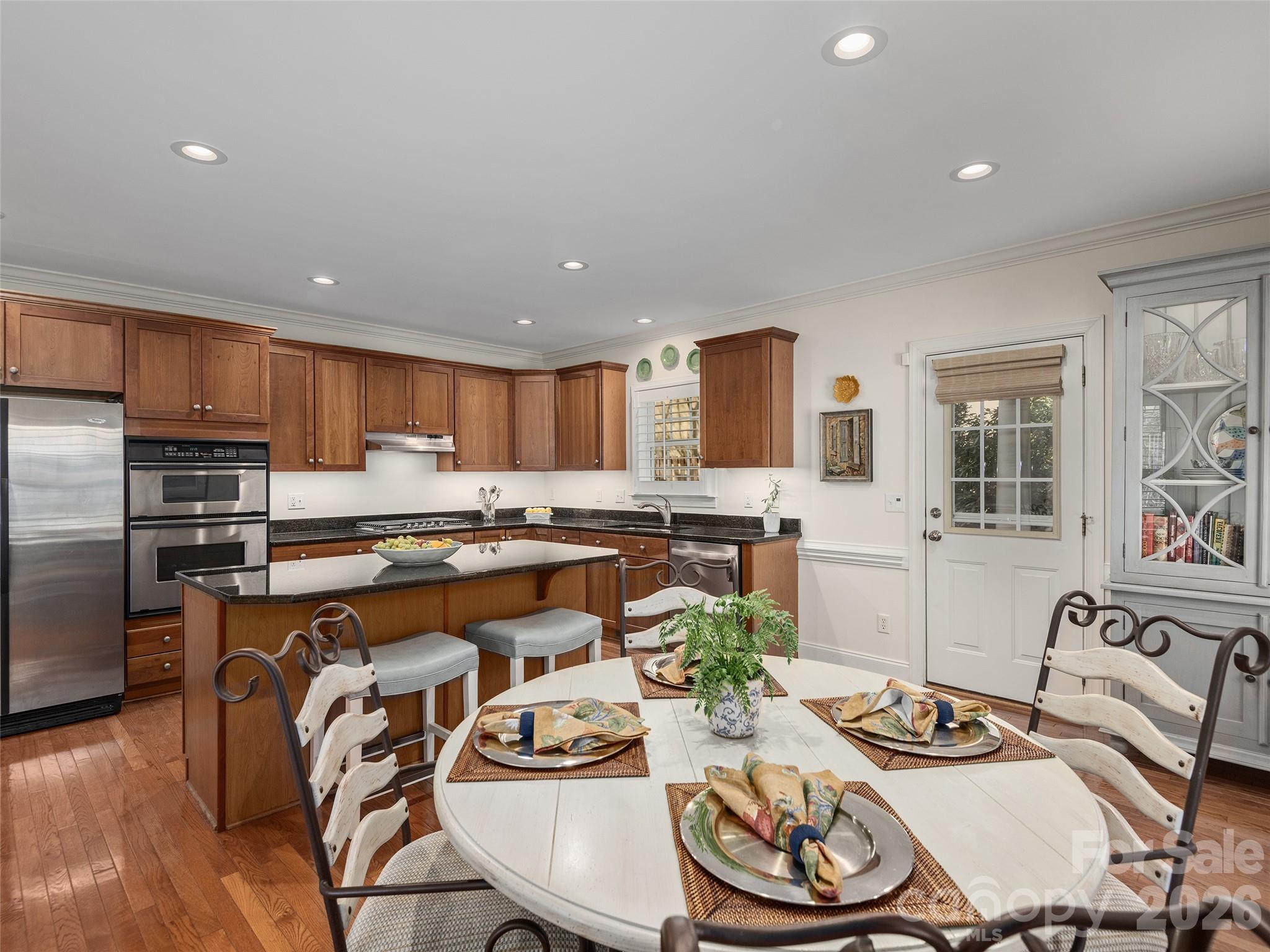 1672 Olmsted Drive — Asheville