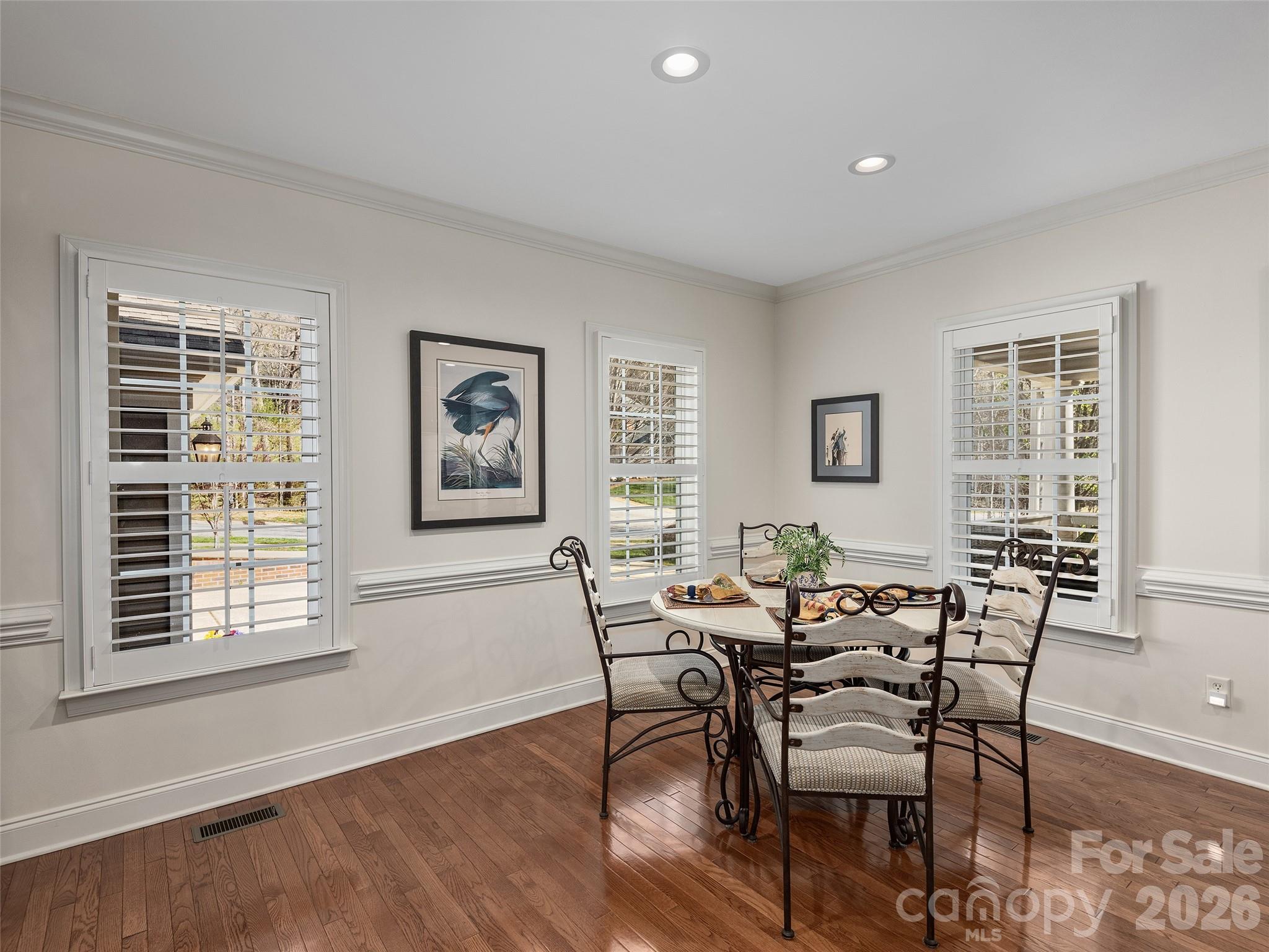 1672 Olmsted Drive — Asheville