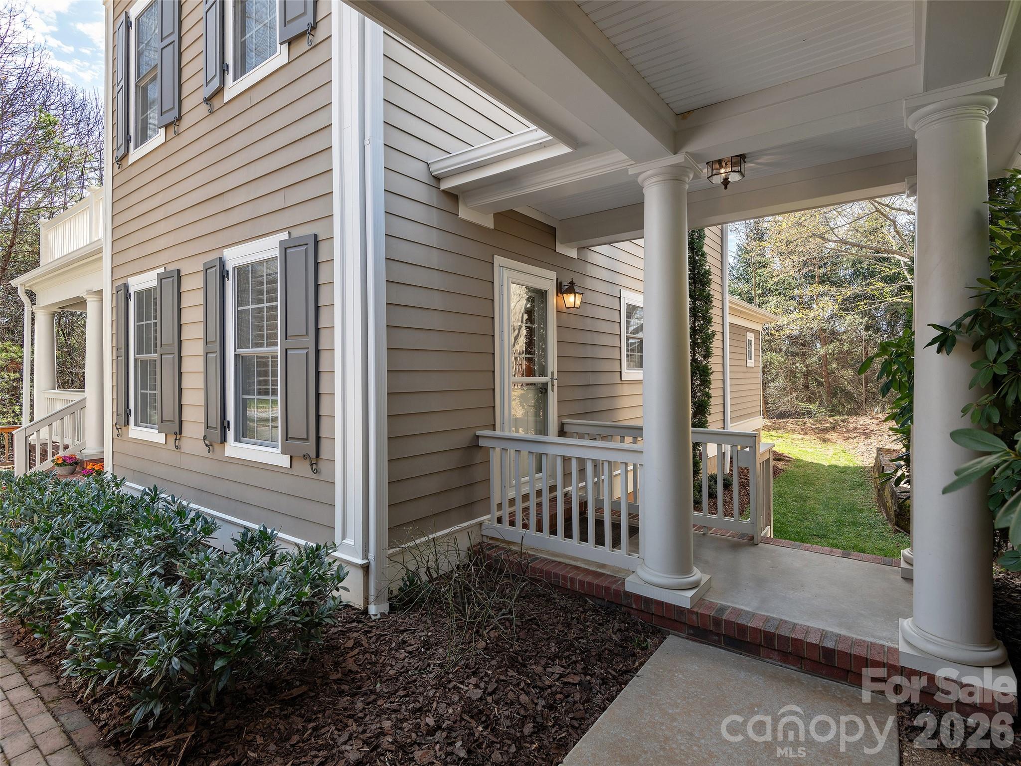 1672 Olmsted Drive — Asheville