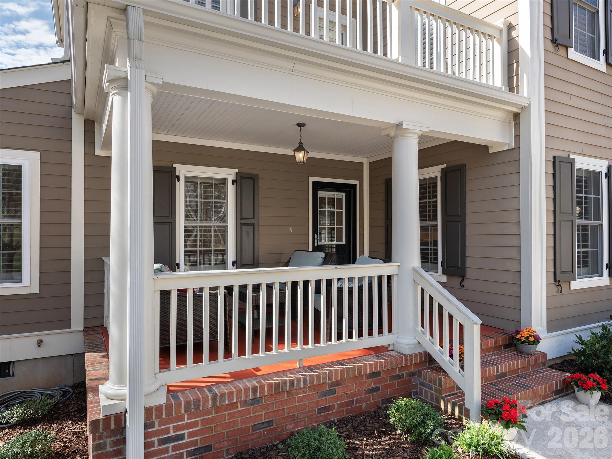 1672 Olmsted Drive — Asheville