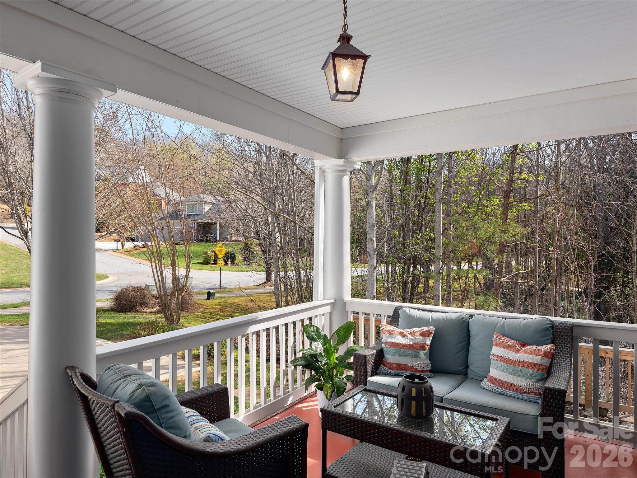 1672 Olmsted Drive — Asheville
