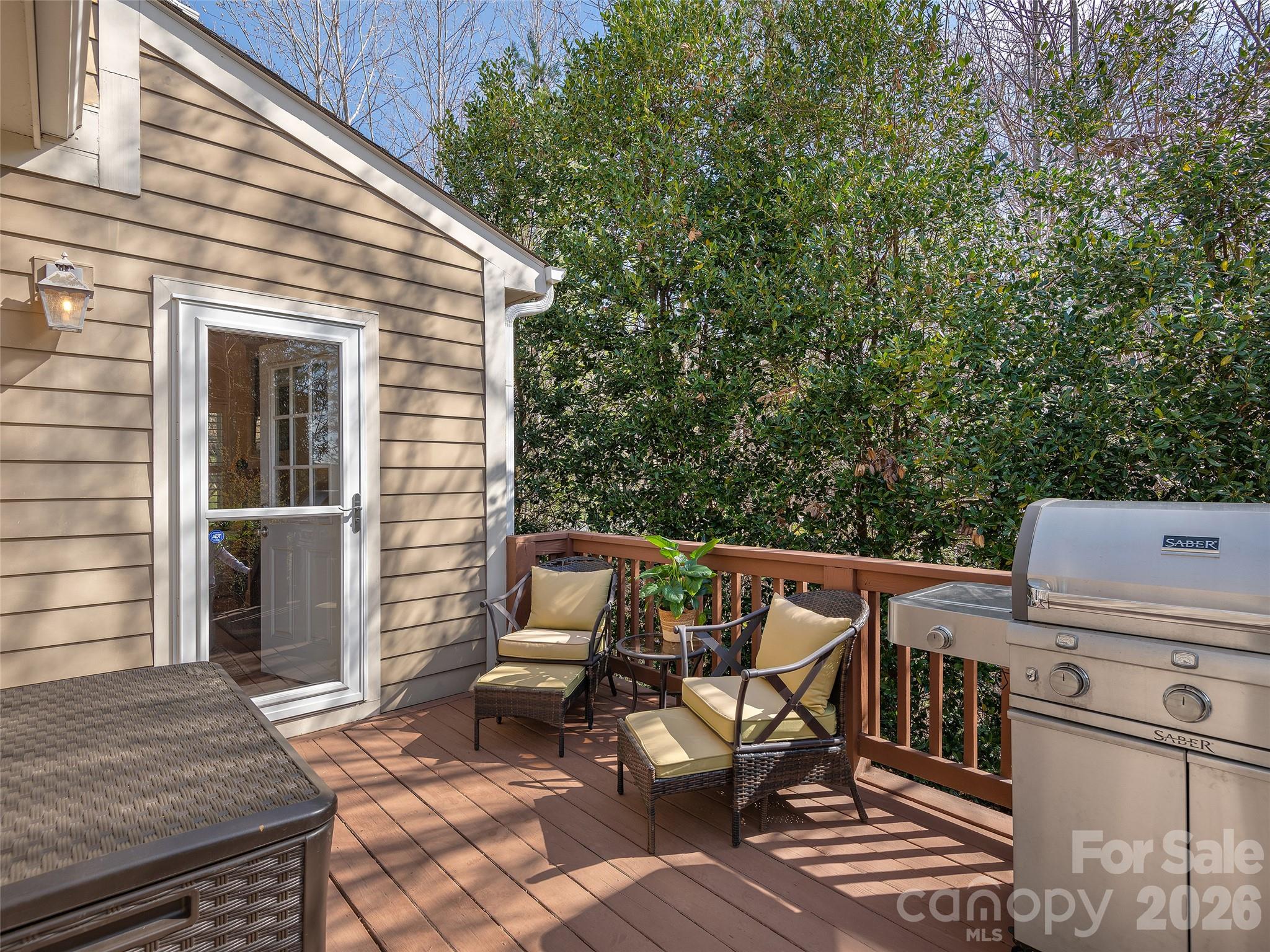 1672 Olmsted Drive — Asheville