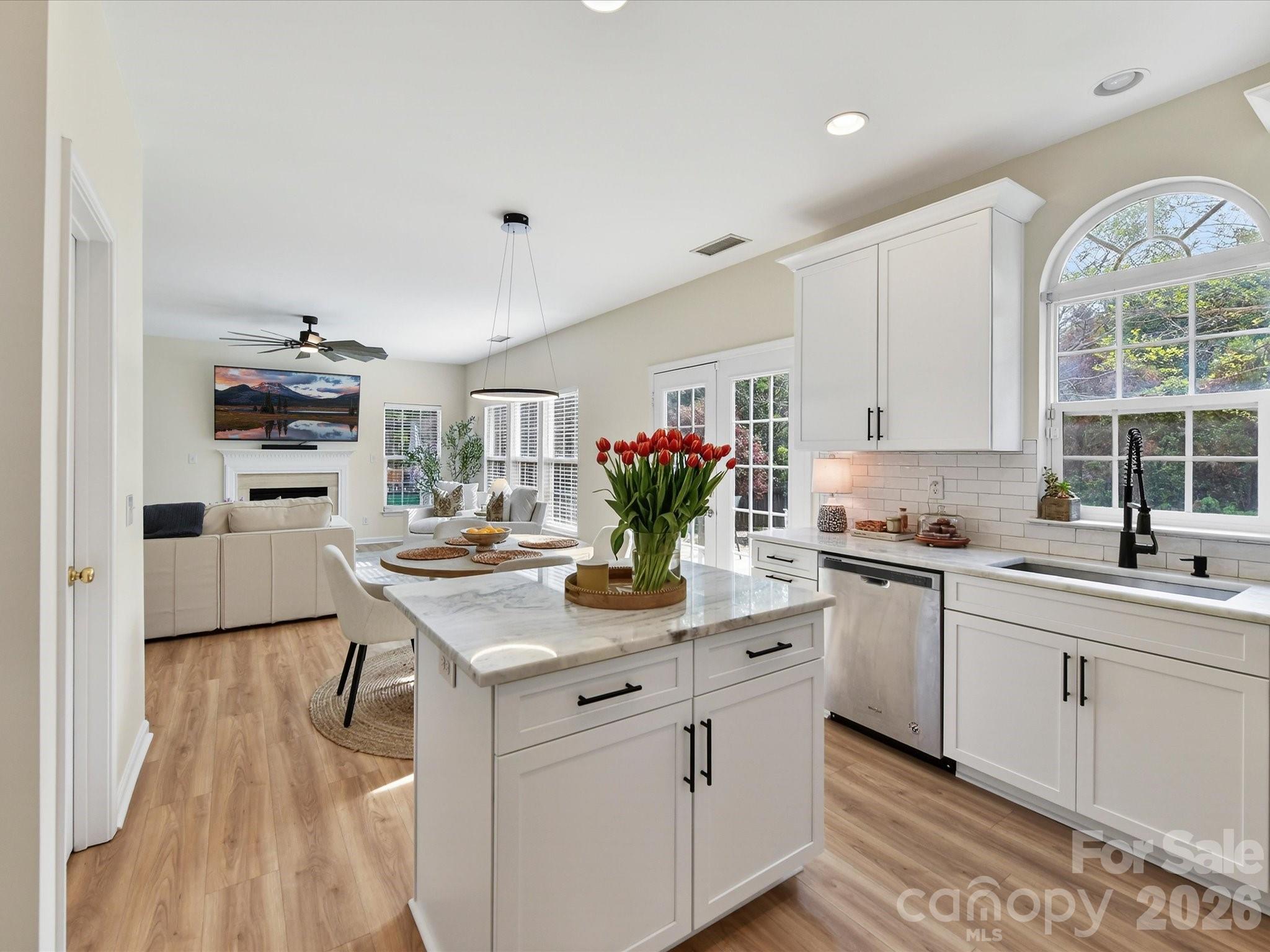 9334 Autumn Applause Drive — Charlotte