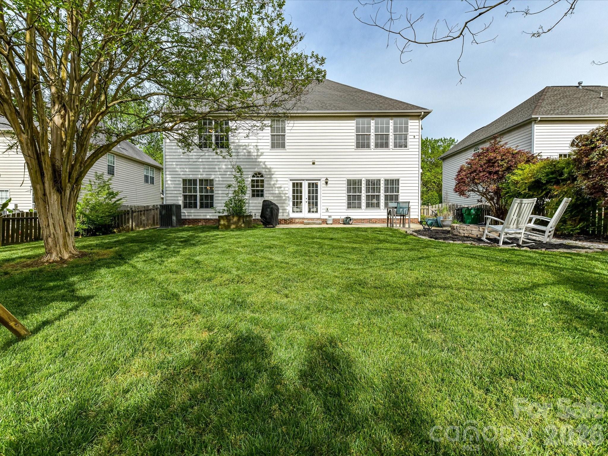 9334 Autumn Applause Drive — Charlotte