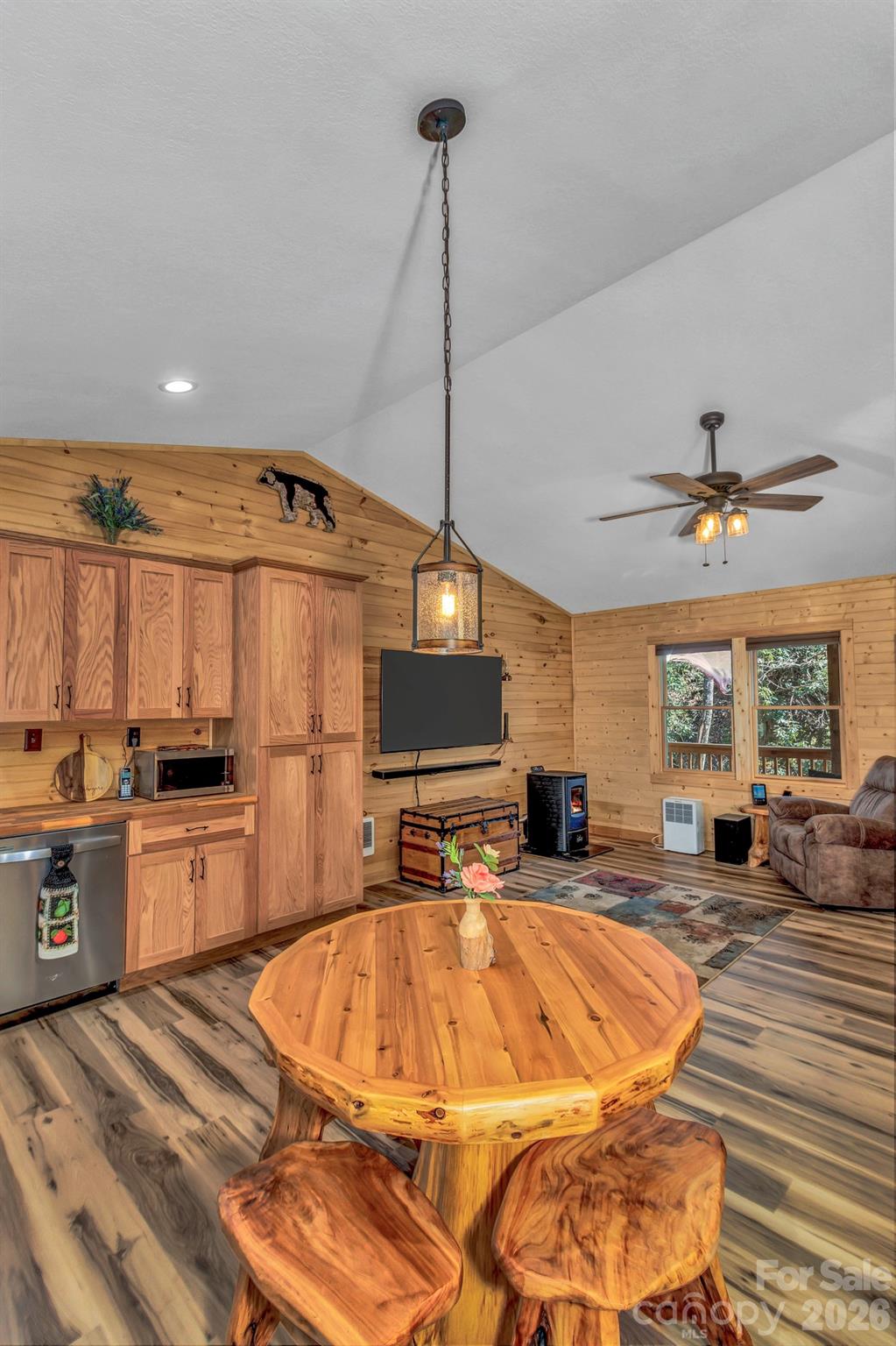 1100 Panther Branch Road — Canton