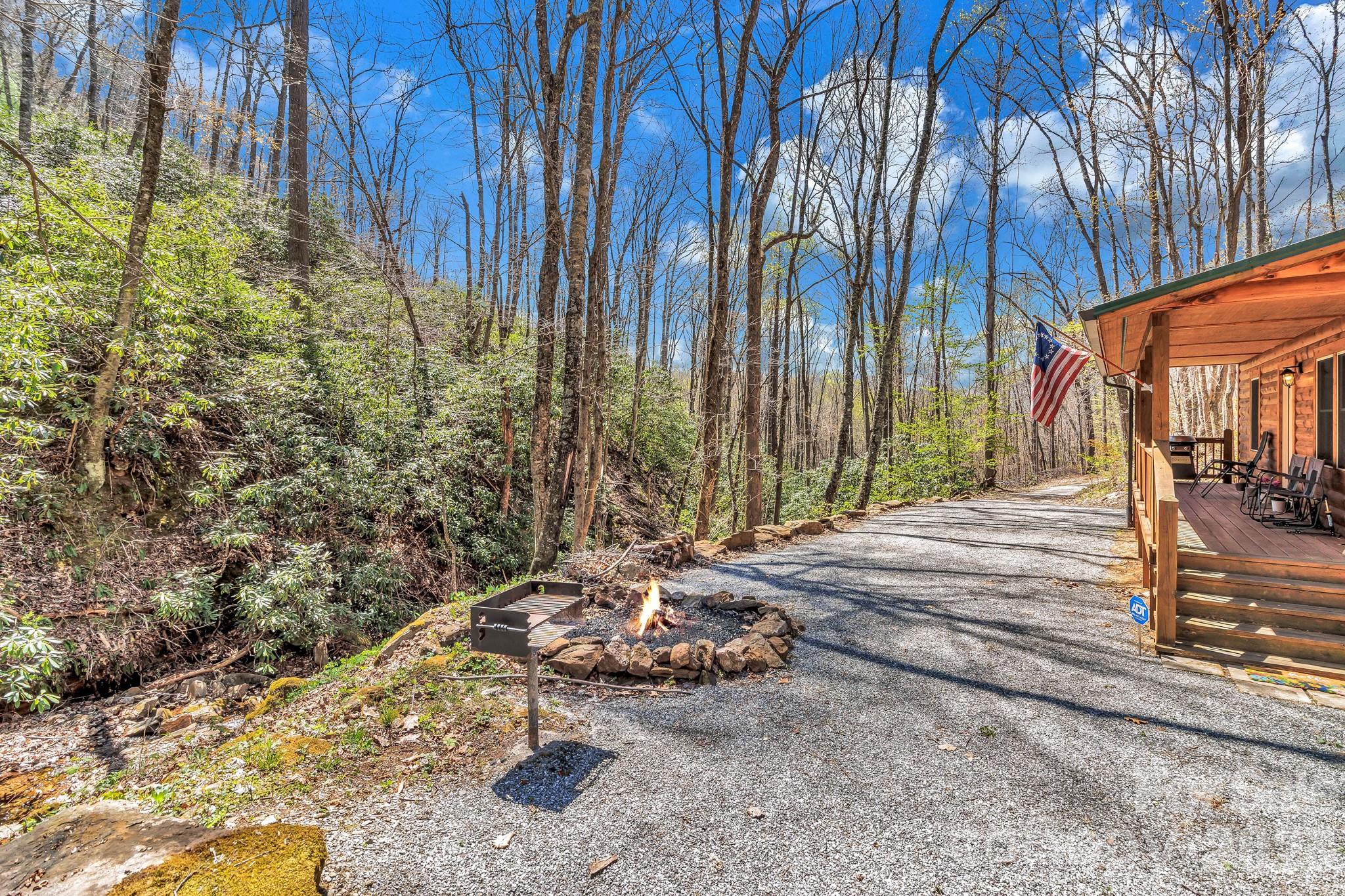 1100 Panther Branch Road — Canton