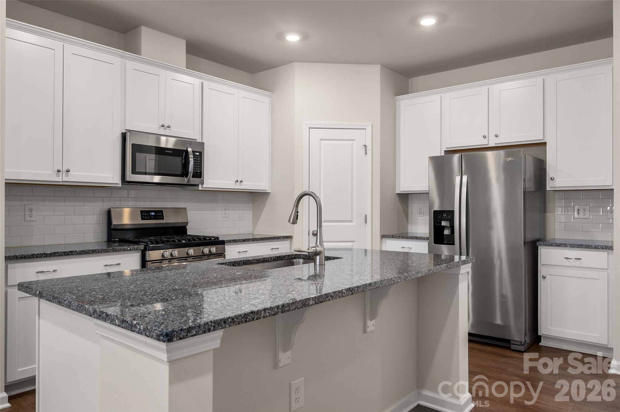 15740 Country House Street — Charlotte