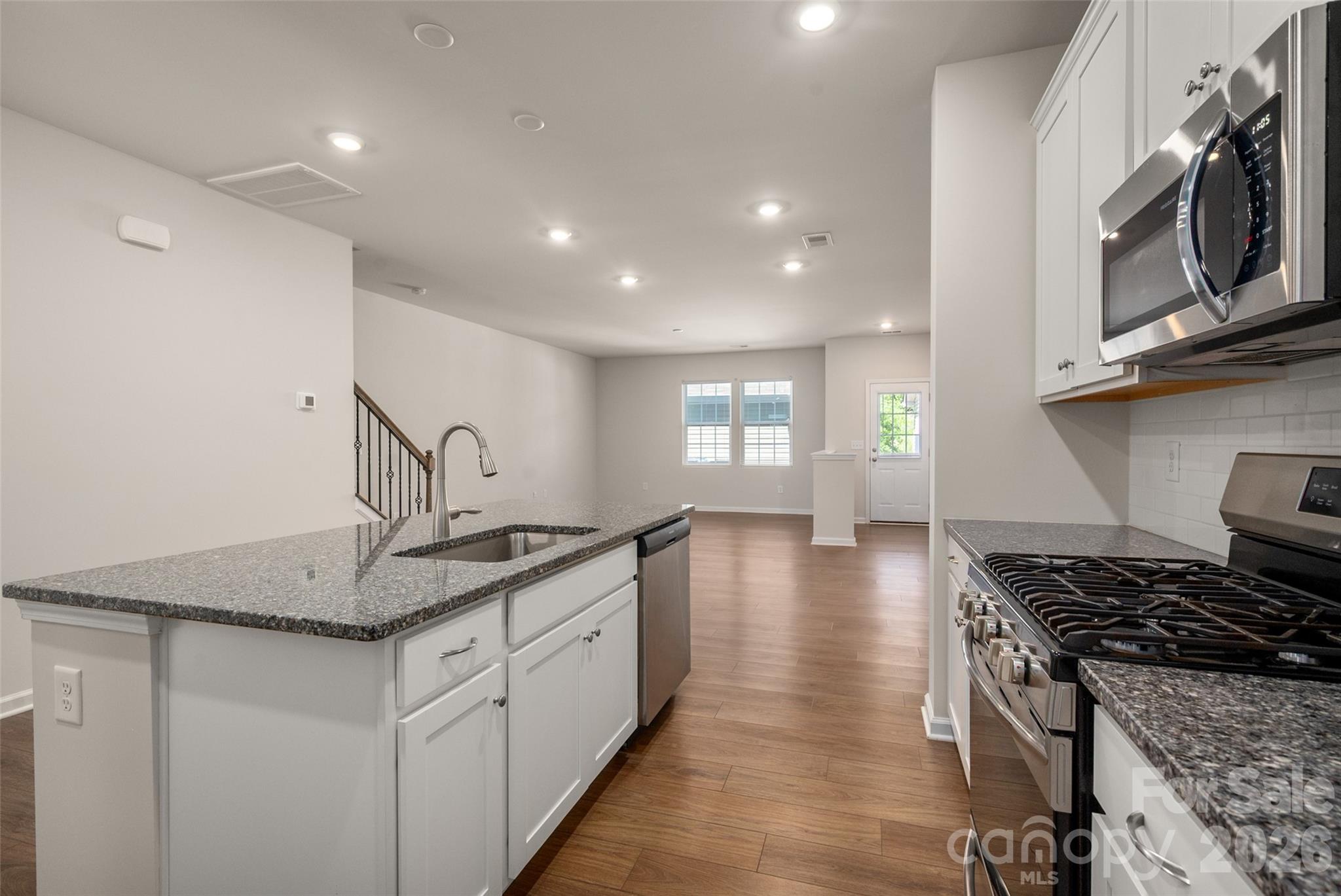 15740 Country House Street — Charlotte