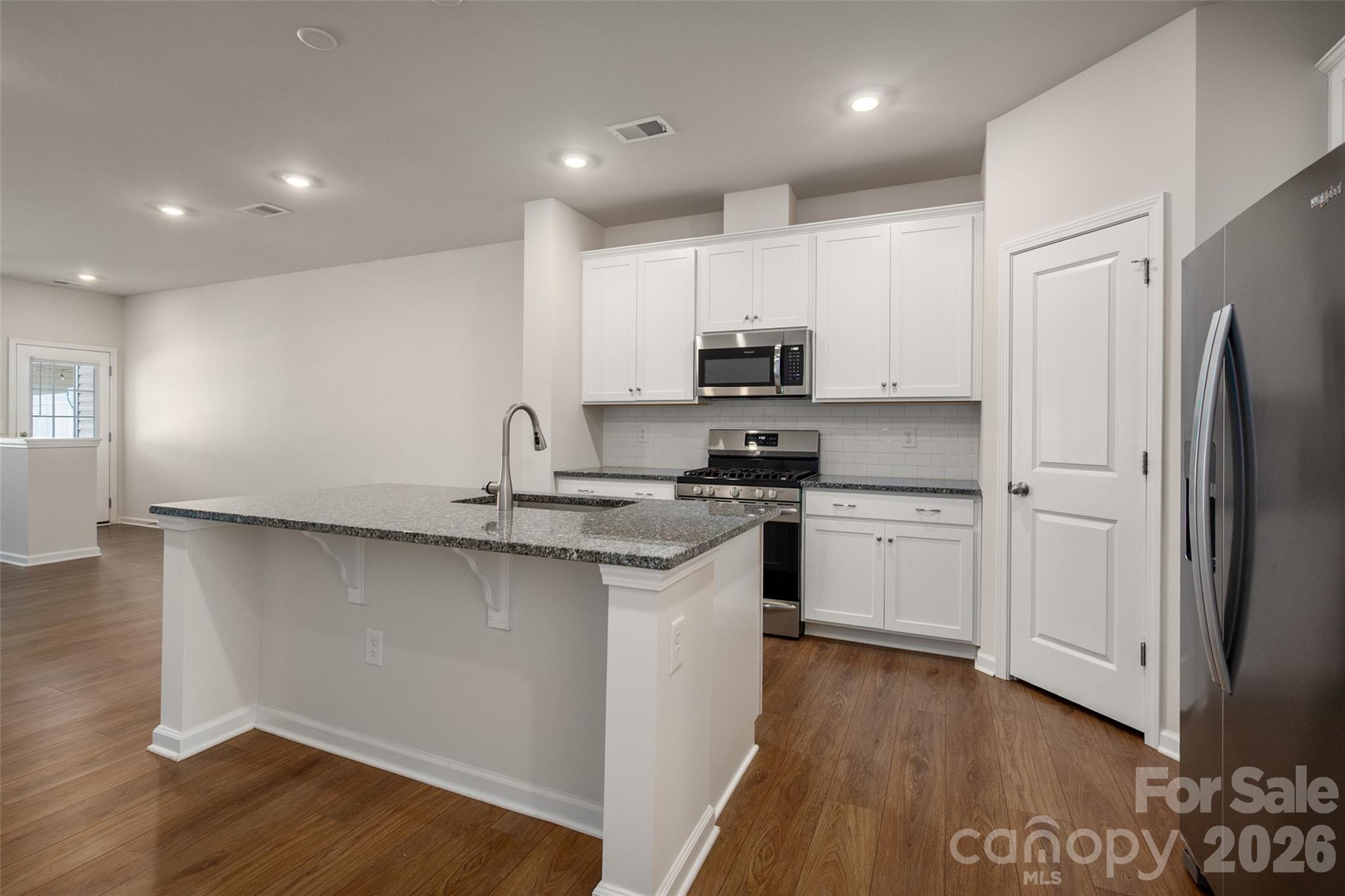15740 Country House Street — Charlotte