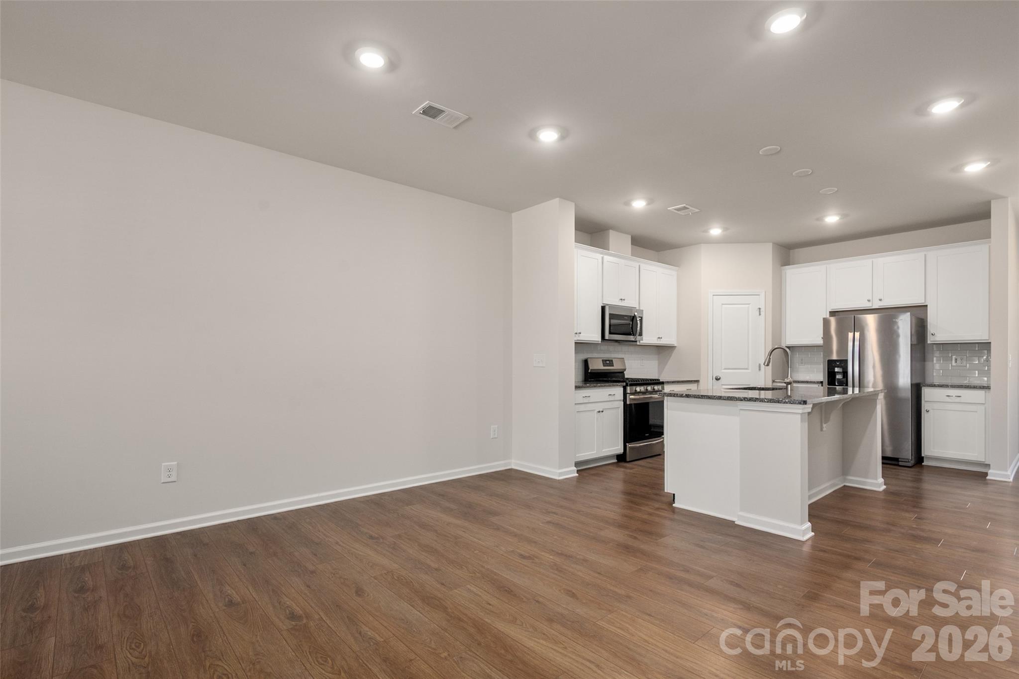 15740 Country House Street — Charlotte