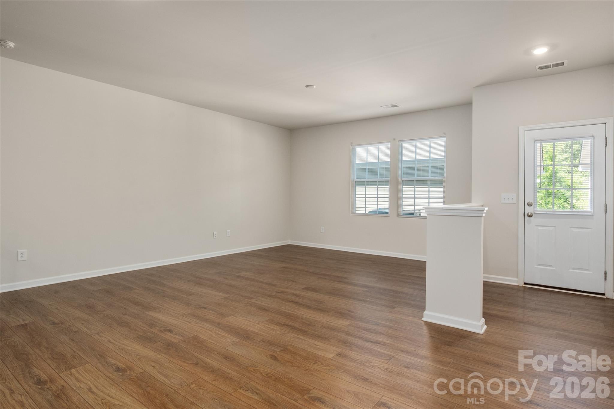15740 Country House Street — Charlotte