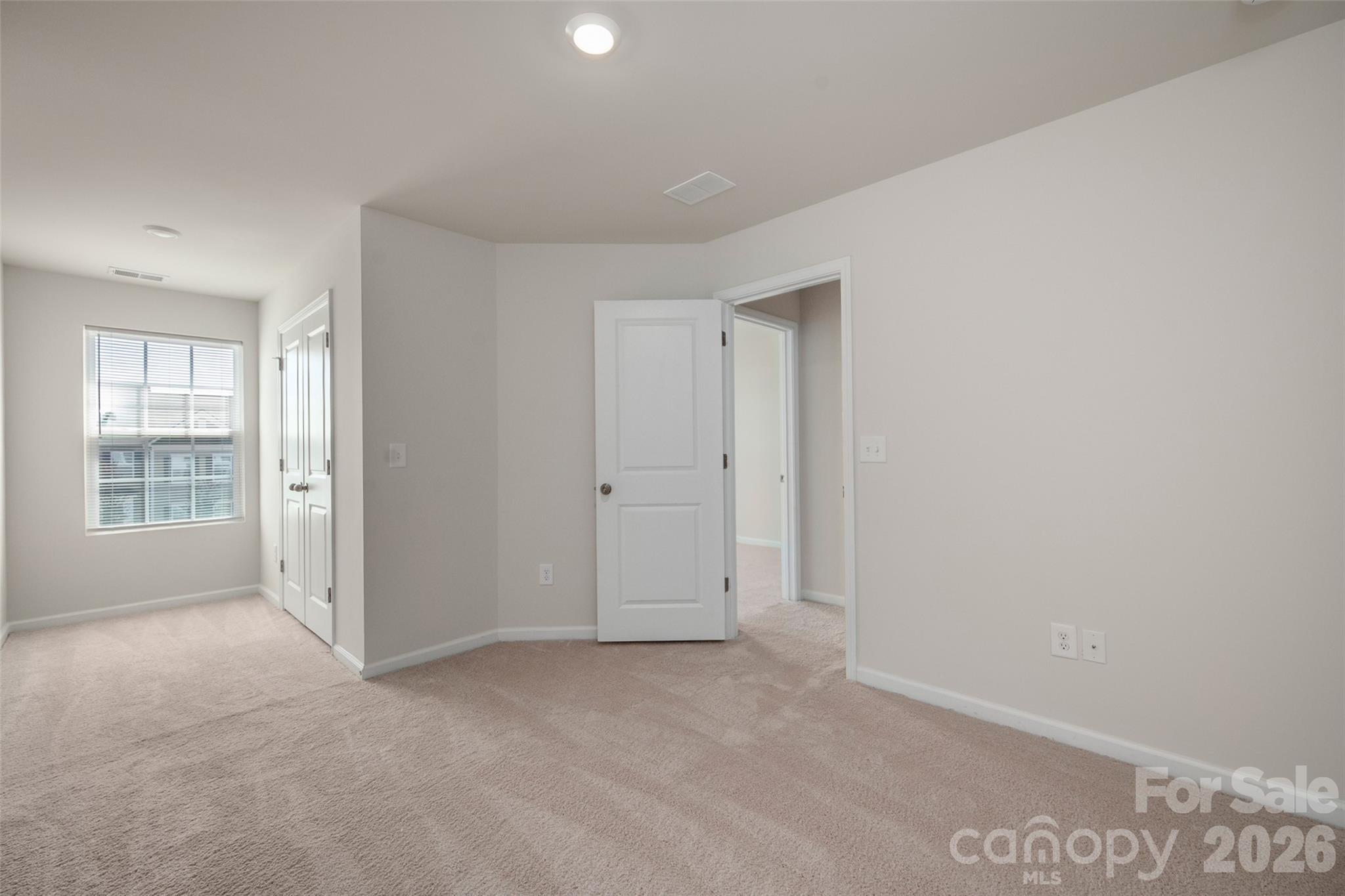 15740 Country House Street — Charlotte