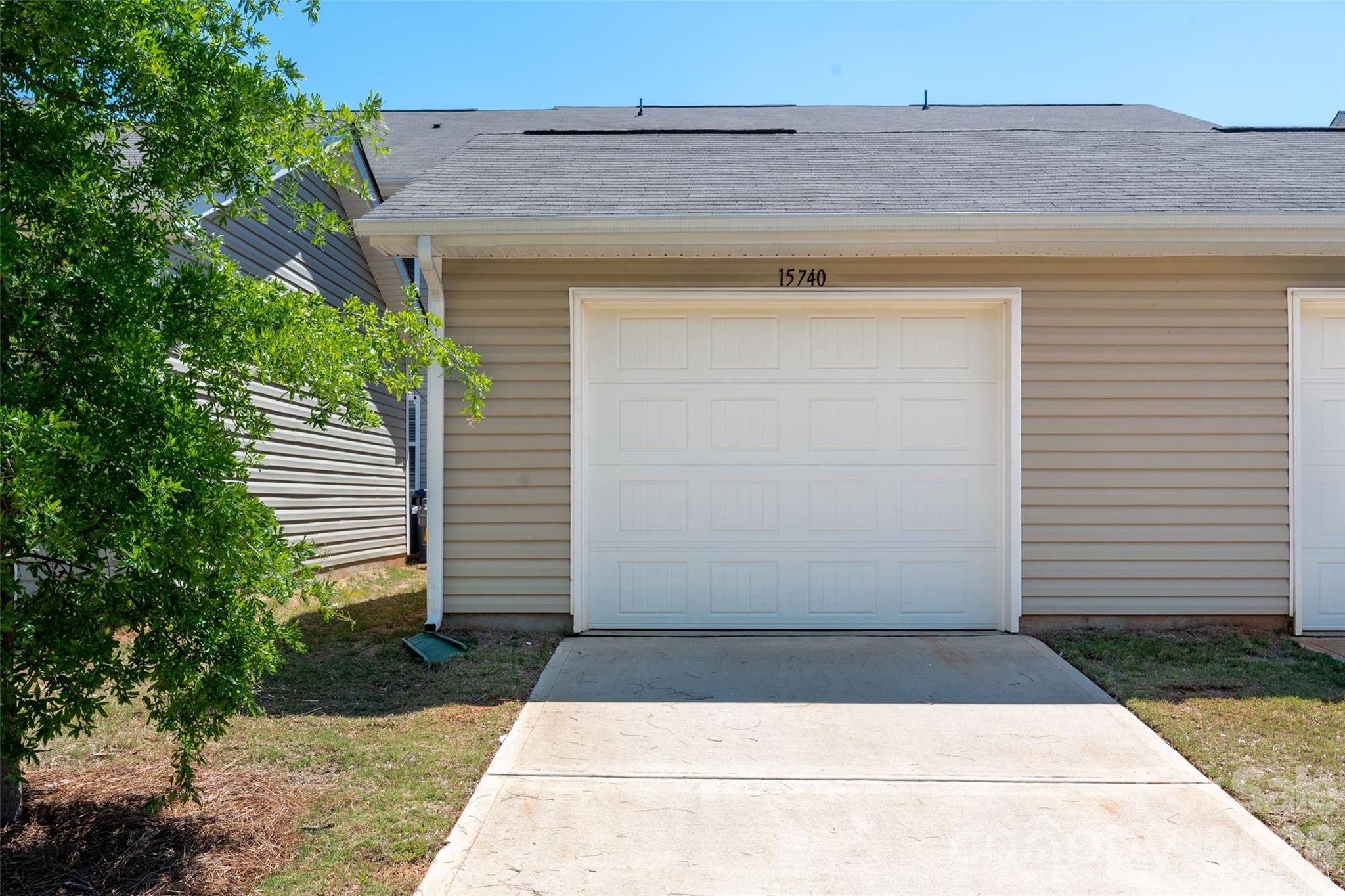 15740 Country House Street — Charlotte