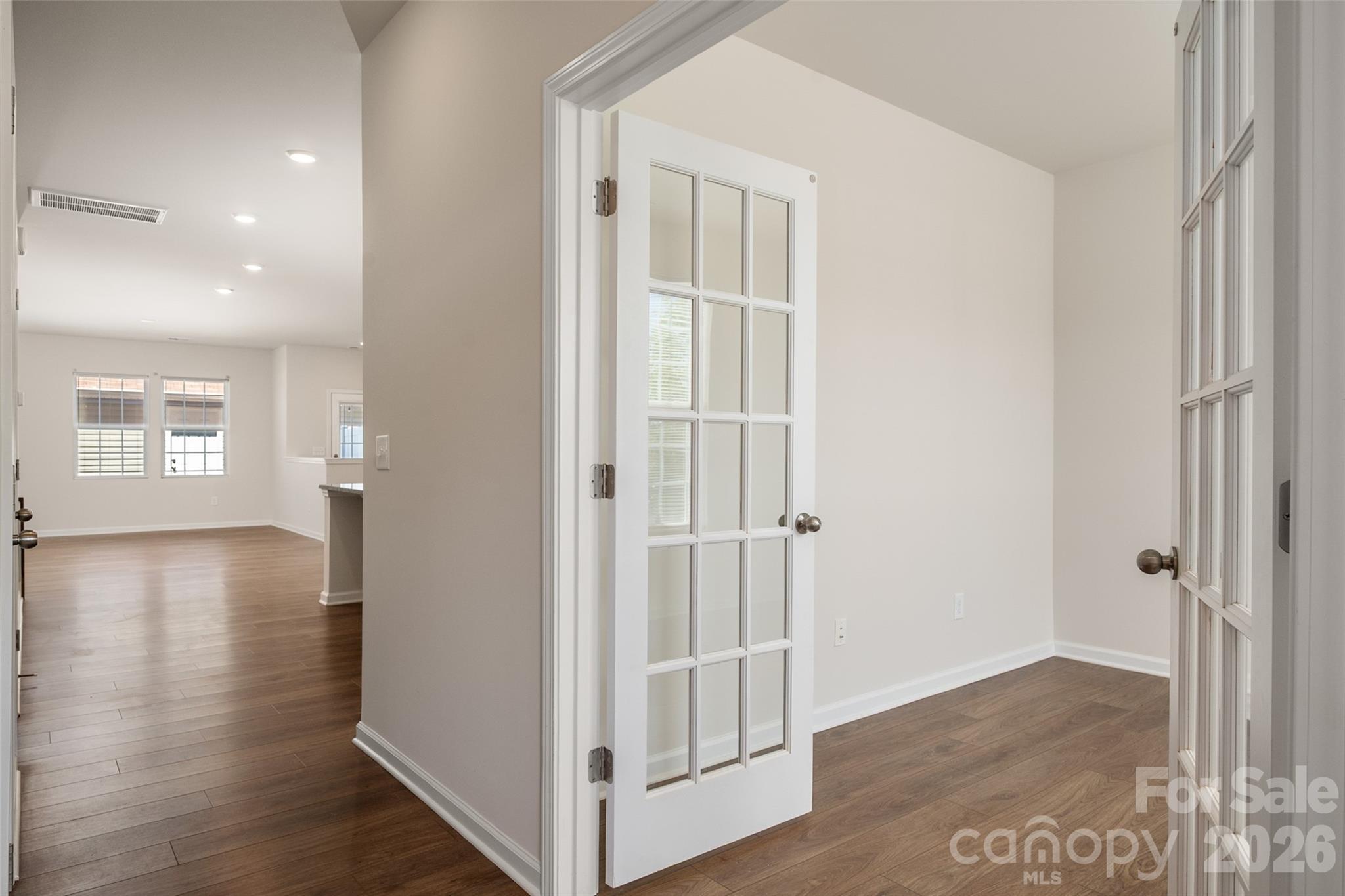 15740 Country House Street — Charlotte