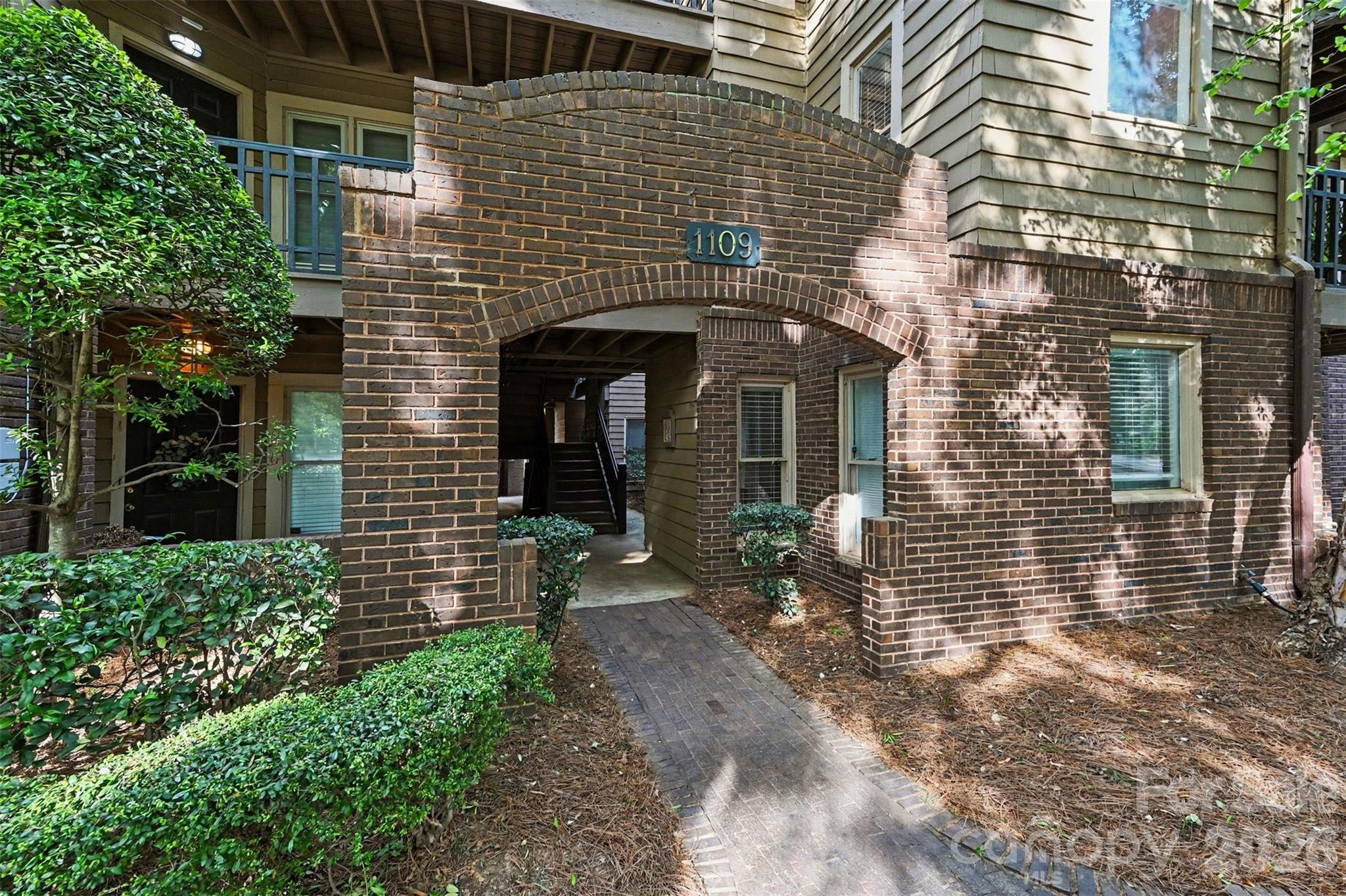1109 E Morehead Street #5 — Charlotte