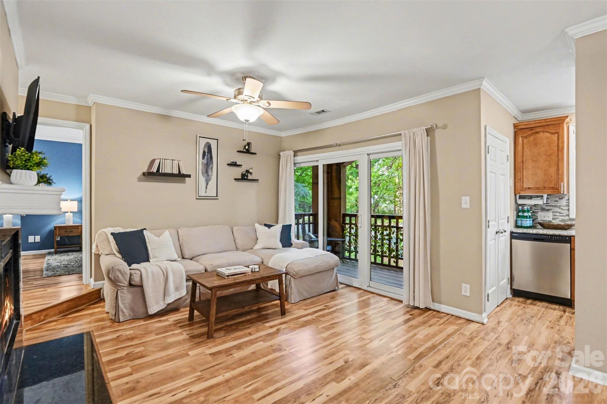 1109 E Morehead Street #5 — Charlotte