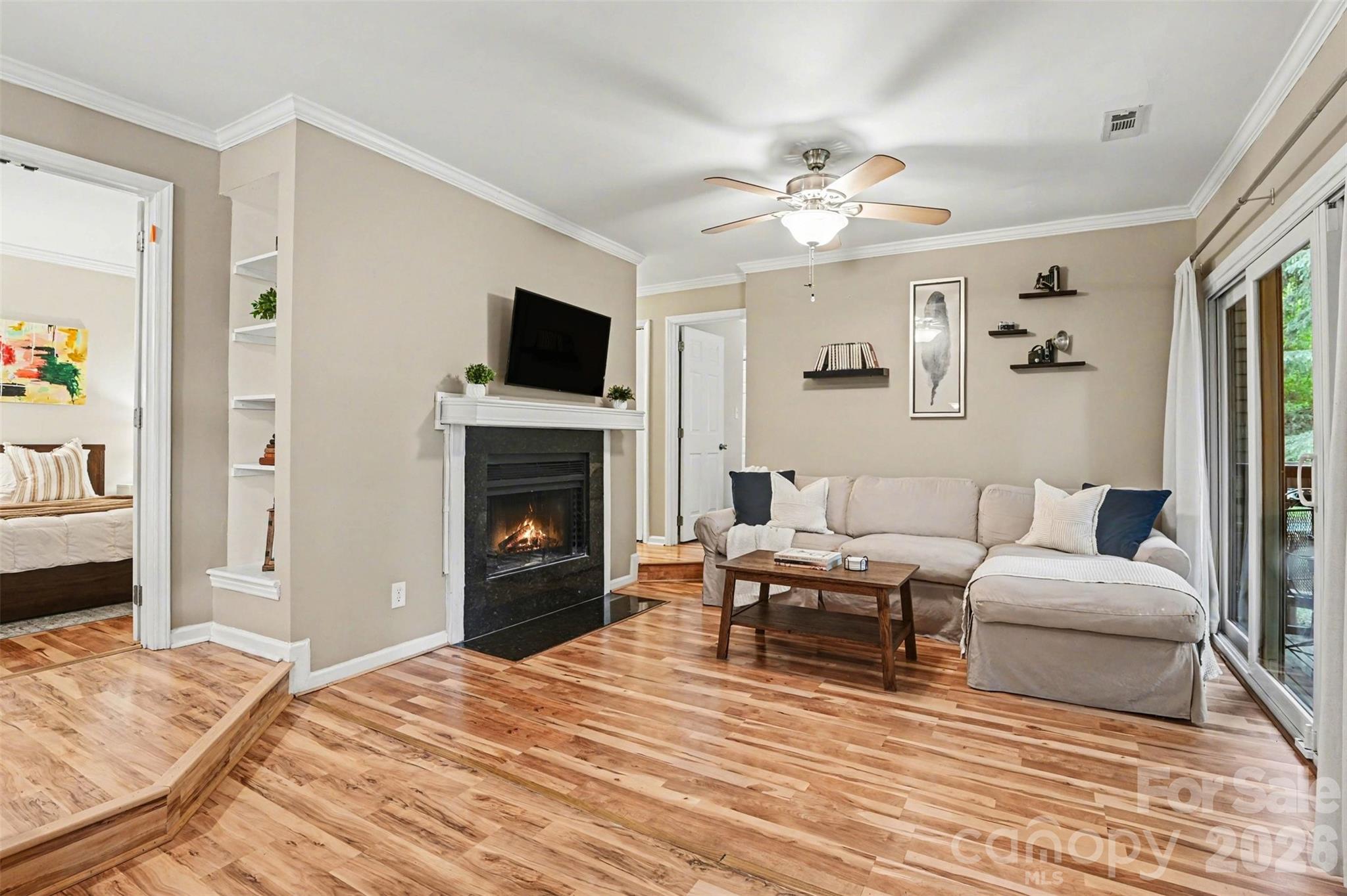 1109 E Morehead Street #5 — Charlotte