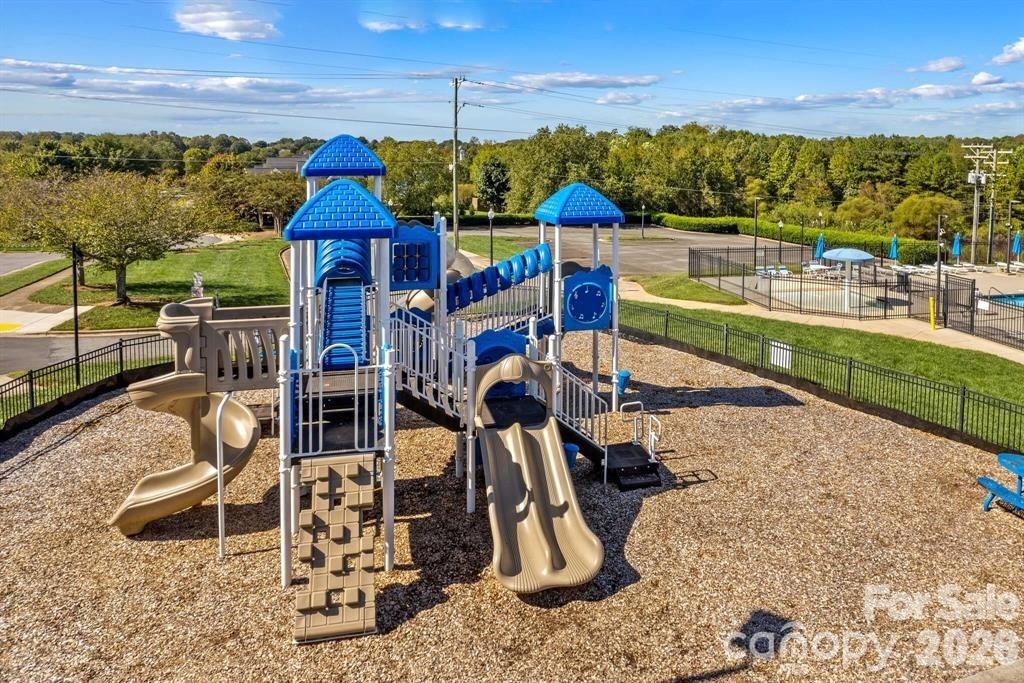 115 Runningdeer Drive — Mooresville