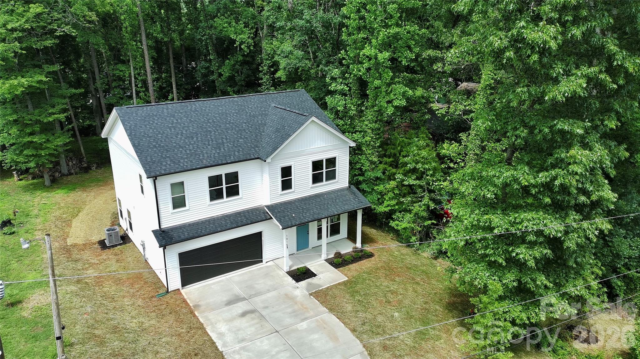 1915 Dove Drive — Charlotte