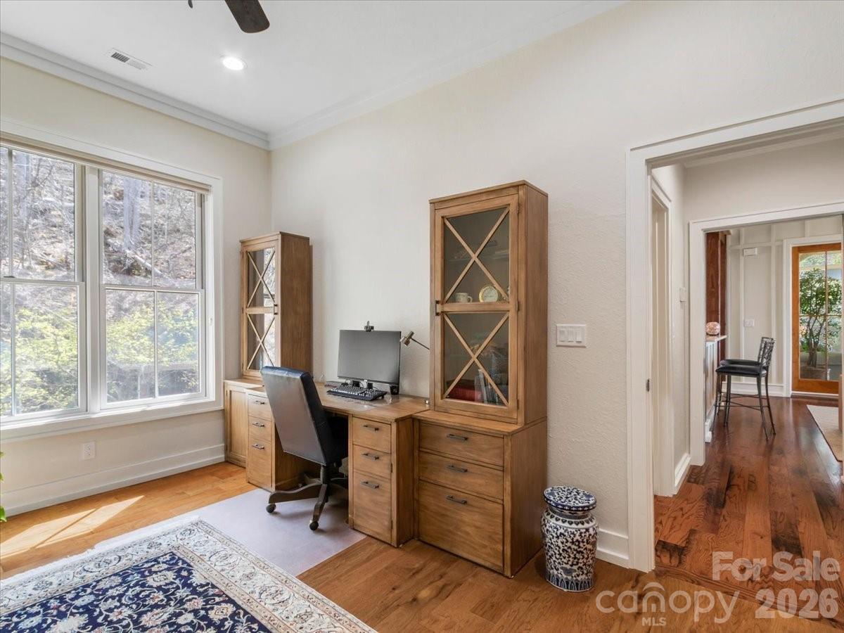 45 Creekside Way #I/301 — Burnsville