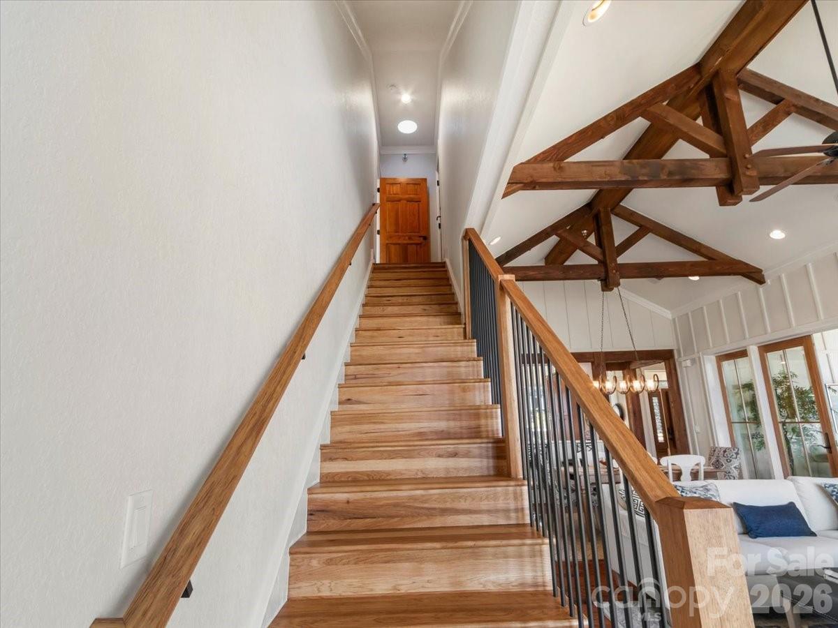 45 Creekside Way #I/301 — Burnsville