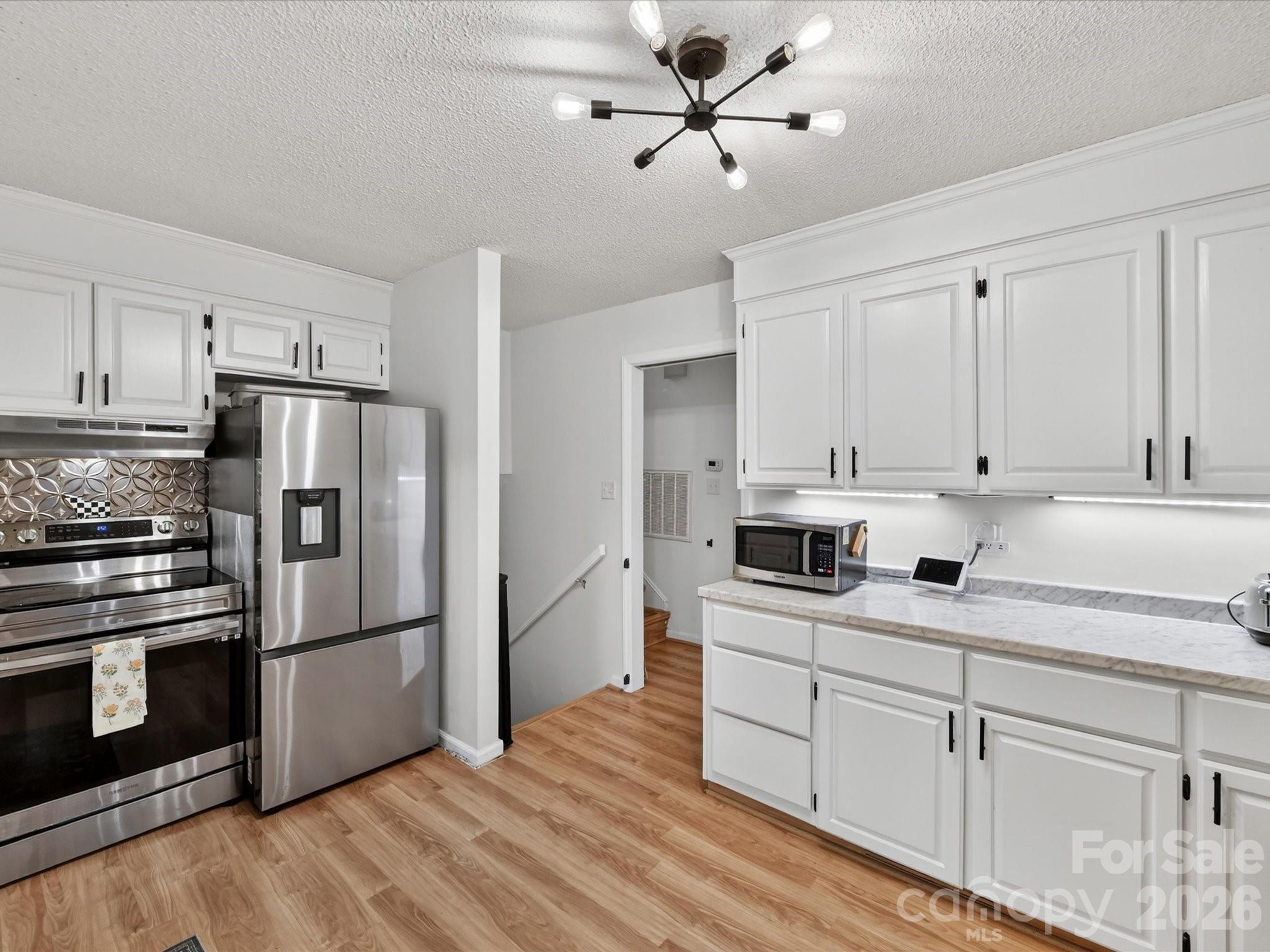 119 Cliffwood Circle — Mooresville