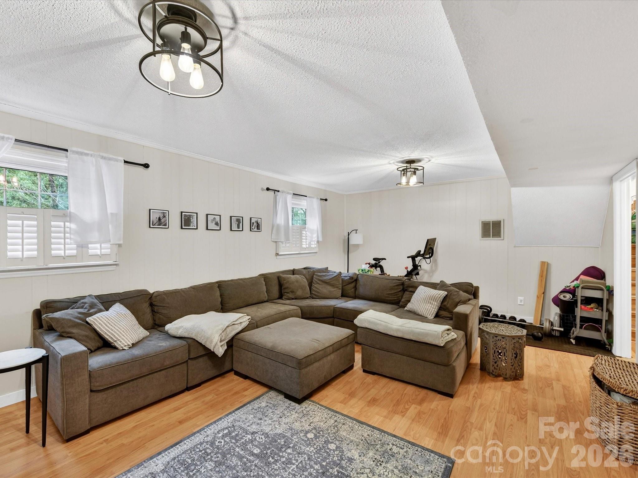 119 Cliffwood Circle — Mooresville